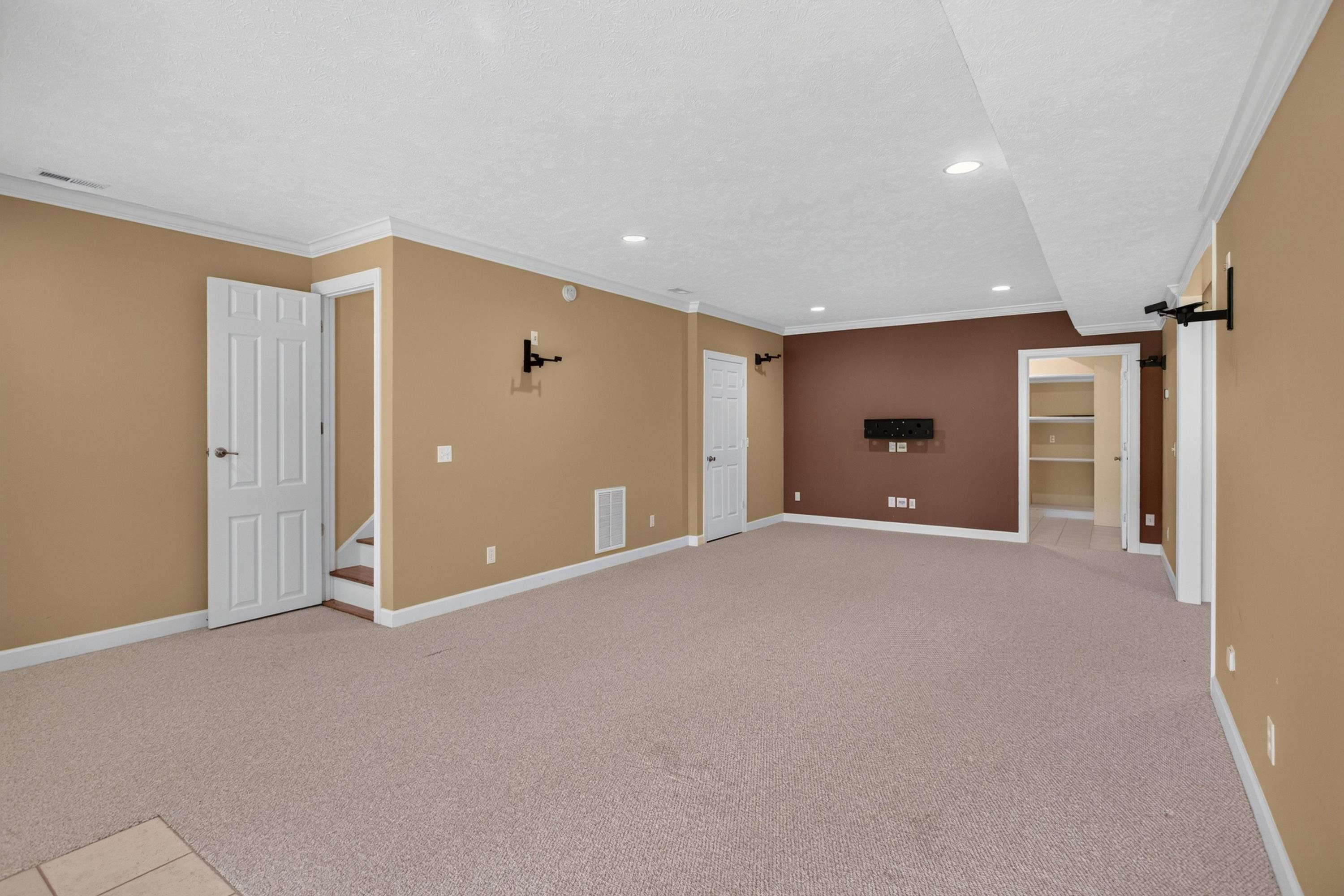 1290 KENTSHIRE DR, ROCKINGHAM, Virginia 22801, 5 Bedrooms Bedrooms, ,3 BathroomsBathrooms,Residential,1290 KENTSHIRE DR,682546 MLS # 682546 1290 KENTSHIRE DR, ROCKINGHAM, Virginia 22801, 5 Bedrooms Bedrooms, ,3 BathroomsBathrooms,Residential,1290 KENTSHIRE DR,682546 MLS # 682546