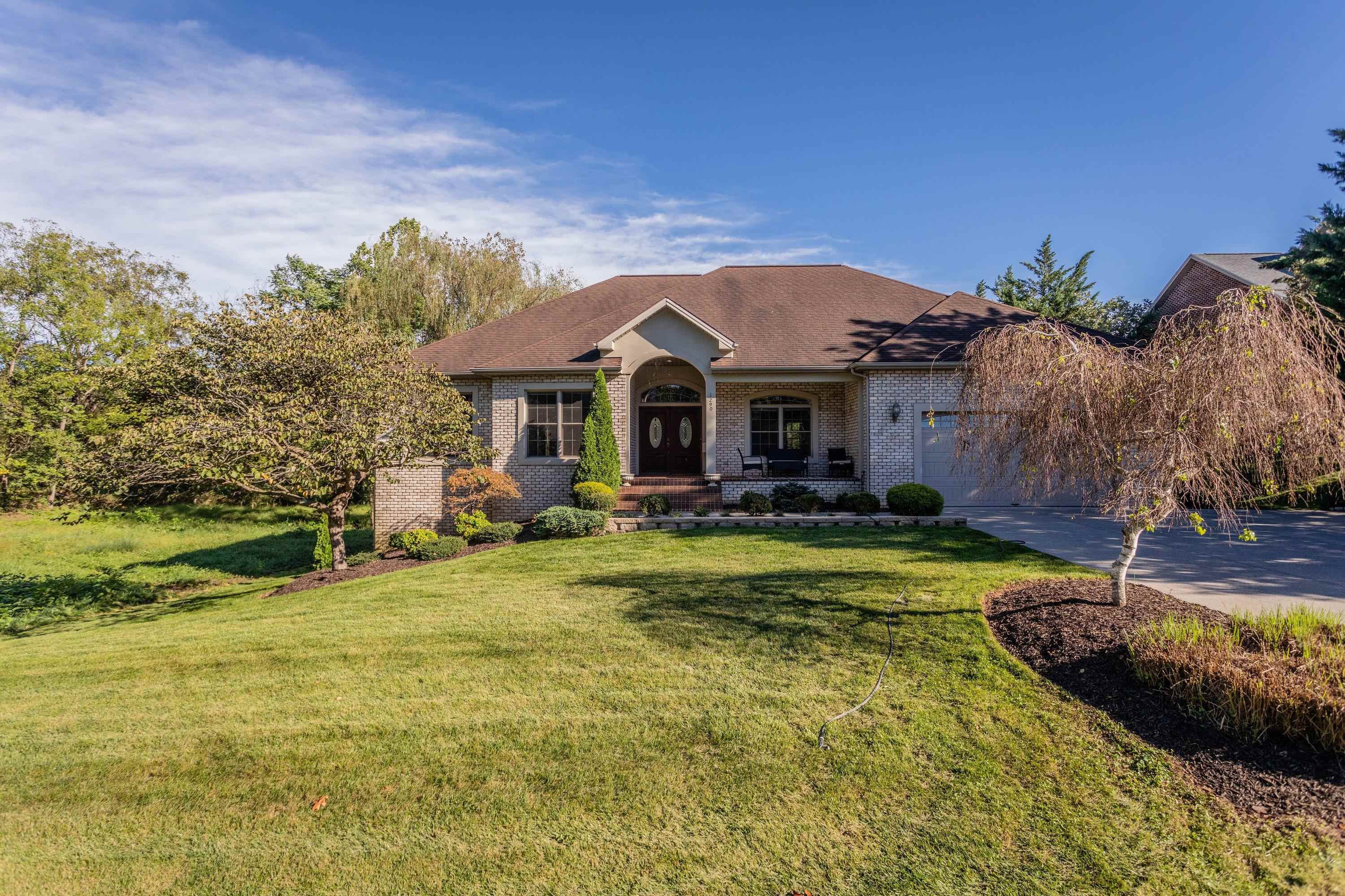 1290 KENTSHIRE DR, ROCKINGHAM, Virginia 22801, 5 Bedrooms Bedrooms, ,3 BathroomsBathrooms,Residential,1290 KENTSHIRE DR,682546 MLS # 682546 1290 KENTSHIRE DR, ROCKINGHAM, Virginia 22801, 5 Bedrooms Bedrooms, ,3 BathroomsBathrooms,Residential,1290 KENTSHIRE DR,682546 MLS # 682546