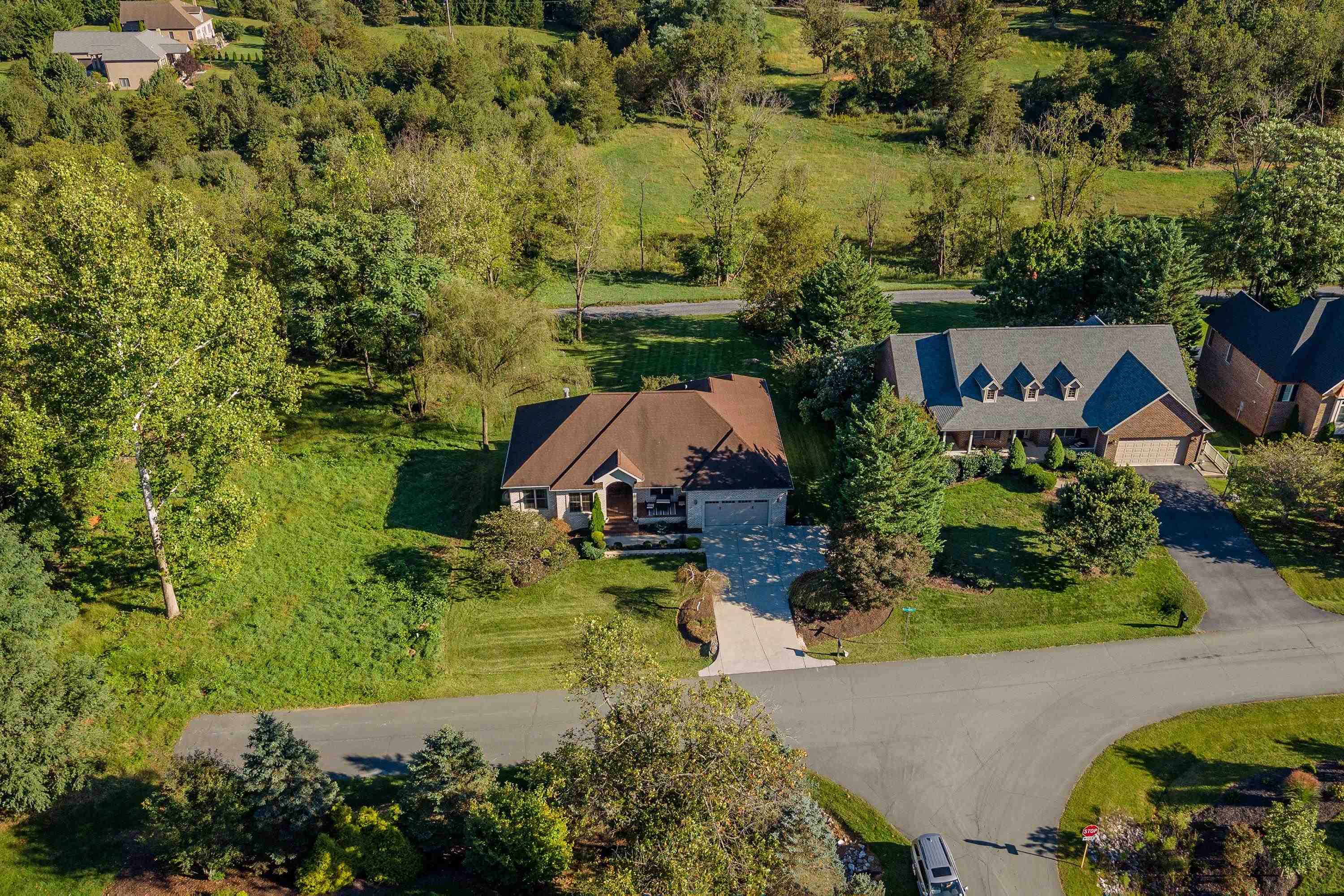 1290 KENTSHIRE DR, ROCKINGHAM, Virginia 22801, 5 Bedrooms Bedrooms, ,3 BathroomsBathrooms,Residential,1290 KENTSHIRE DR,682546 MLS # 682546 1290 KENTSHIRE DR, ROCKINGHAM, Virginia 22801, 5 Bedrooms Bedrooms, ,3 BathroomsBathrooms,Residential,1290 KENTSHIRE DR,682546 MLS # 682546
