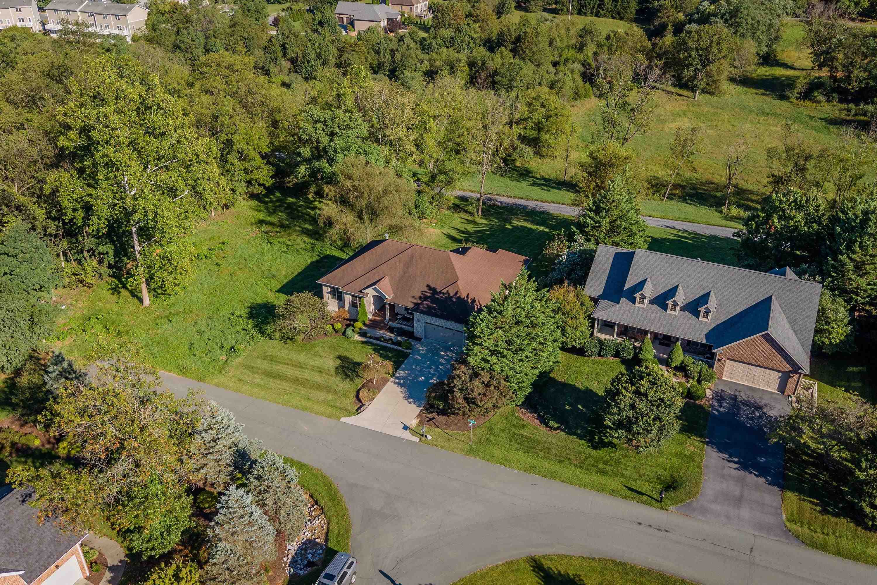 1290 KENTSHIRE DR, ROCKINGHAM, Virginia 22801, 5 Bedrooms Bedrooms, ,3 BathroomsBathrooms,Residential,1290 KENTSHIRE DR,682546 MLS # 682546 1290 KENTSHIRE DR, ROCKINGHAM, Virginia 22801, 5 Bedrooms Bedrooms, ,3 BathroomsBathrooms,Residential,1290 KENTSHIRE DR,682546 MLS # 682546