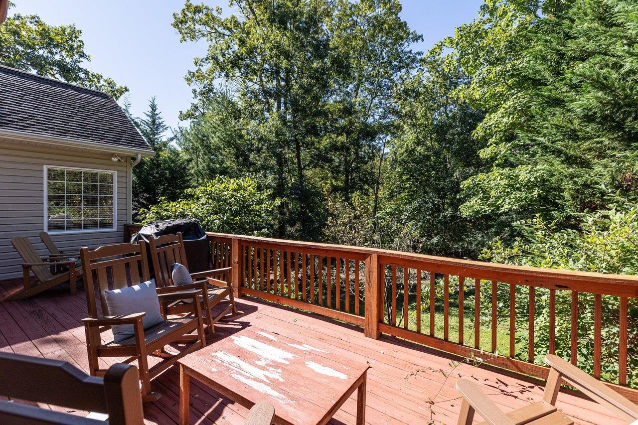 230 QUAIL CT, MCGAHEYSVILLE, Virginia 22840, 4 Bedrooms Bedrooms, ,3 BathroomsBathrooms,Residential,230 QUAIL CT,682550 MLS # 682550 230 QUAIL CT, MCGAHEYSVILLE, Virginia 22840, 4 Bedrooms Bedrooms, ,3 BathroomsBathrooms,Residential,230 QUAIL CT,682550 MLS # 682550