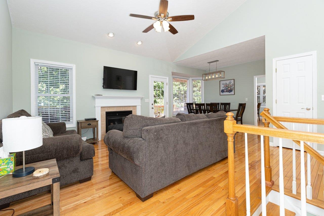 230 QUAIL CT, MCGAHEYSVILLE, Virginia 22840, 4 Bedrooms Bedrooms, ,3 BathroomsBathrooms,Residential,230 QUAIL CT,682550 MLS # 682550 230 QUAIL CT, MCGAHEYSVILLE, Virginia 22840, 4 Bedrooms Bedrooms, ,3 BathroomsBathrooms,Residential,230 QUAIL CT,682550 MLS # 682550