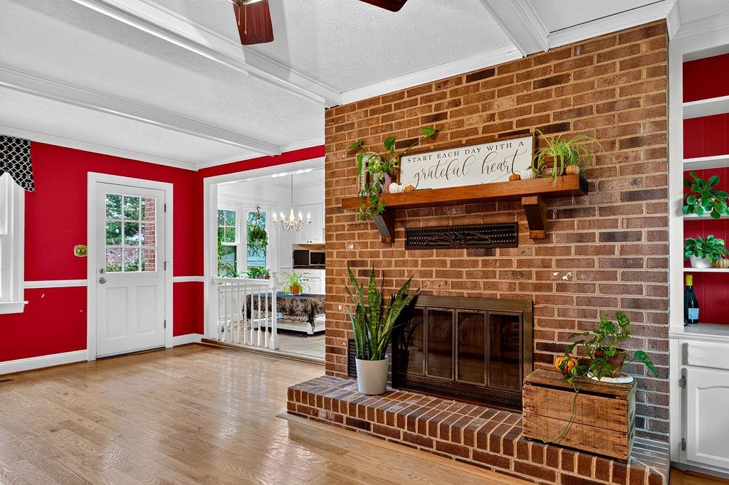 318 COLLEGE CIR, STAUNTON, Virginia 24401, 4 Bedrooms Bedrooms, ,3 BathroomsBathrooms,Residential,318 COLLEGE CIR,682551 MLS # 682551