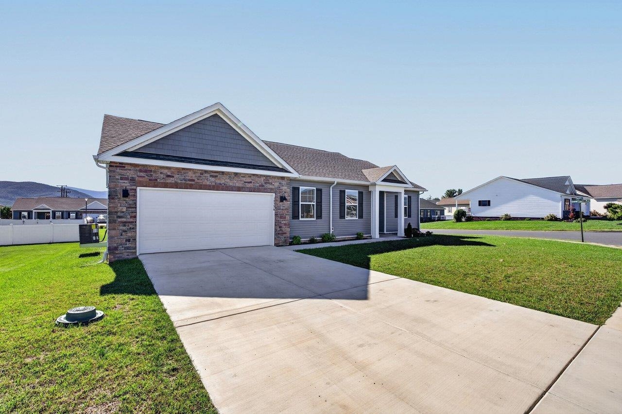 14596 BEATTY DR, ELKTON, Virginia 22827, 3 Bedrooms Bedrooms, ,2 BathroomsBathrooms,Residential,14596 BEATTY DR,682555 MLS # 682555