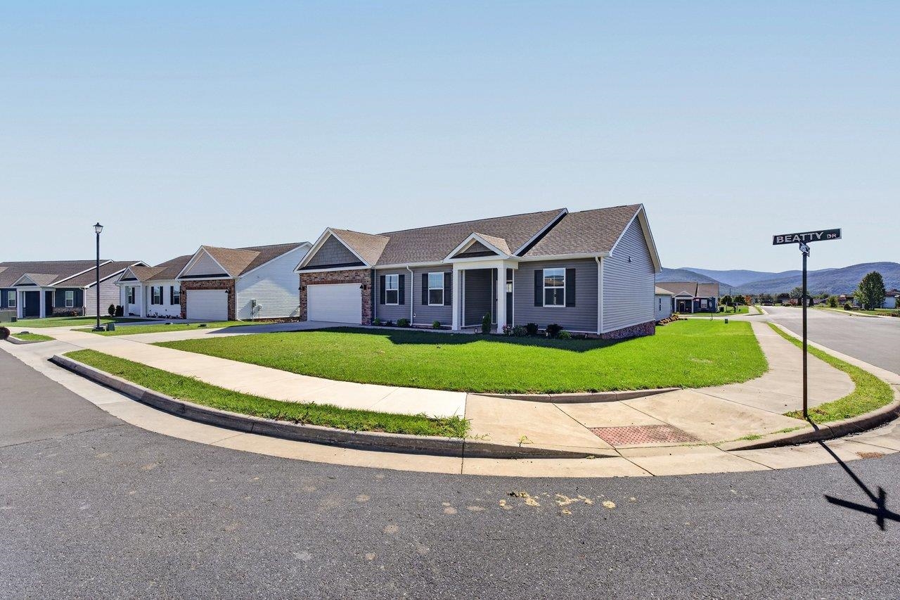 14596 BEATTY DR, ELKTON, Virginia 22827, 3 Bedrooms Bedrooms, ,2 BathroomsBathrooms,Residential,14596 BEATTY DR,682555 MLS # 682555
