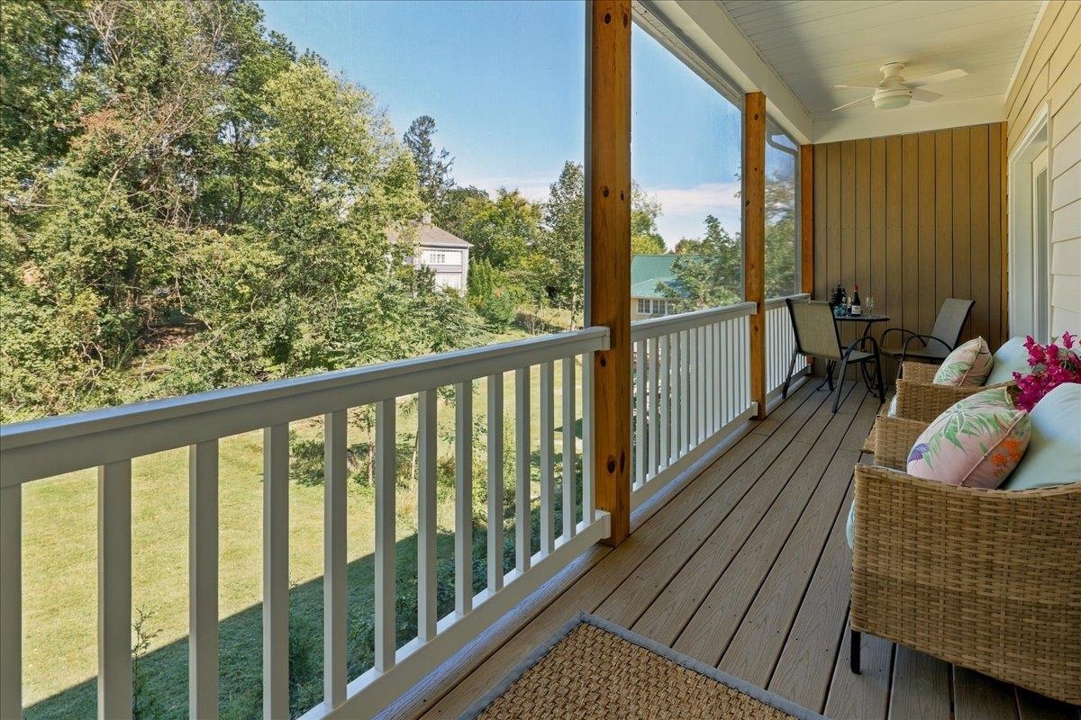 123 OVERLOOK, STAUNTON, Virginia 24401, 3 Bedrooms Bedrooms, ,2 BathroomsBathrooms,Residential,123 OVERLOOK,682557 MLS # 682557