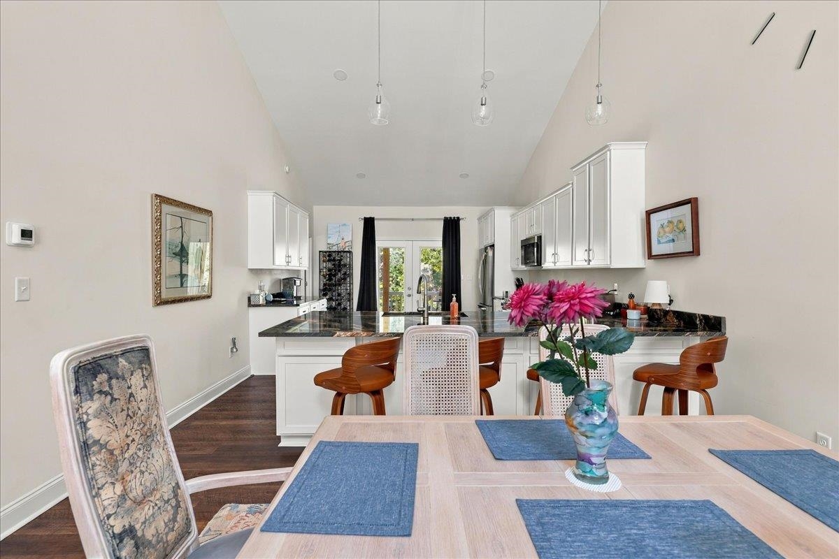 123 OVERLOOK, STAUNTON, Virginia 24401, 3 Bedrooms Bedrooms, ,2 BathroomsBathrooms,Residential,123 OVERLOOK,682557 MLS # 682557