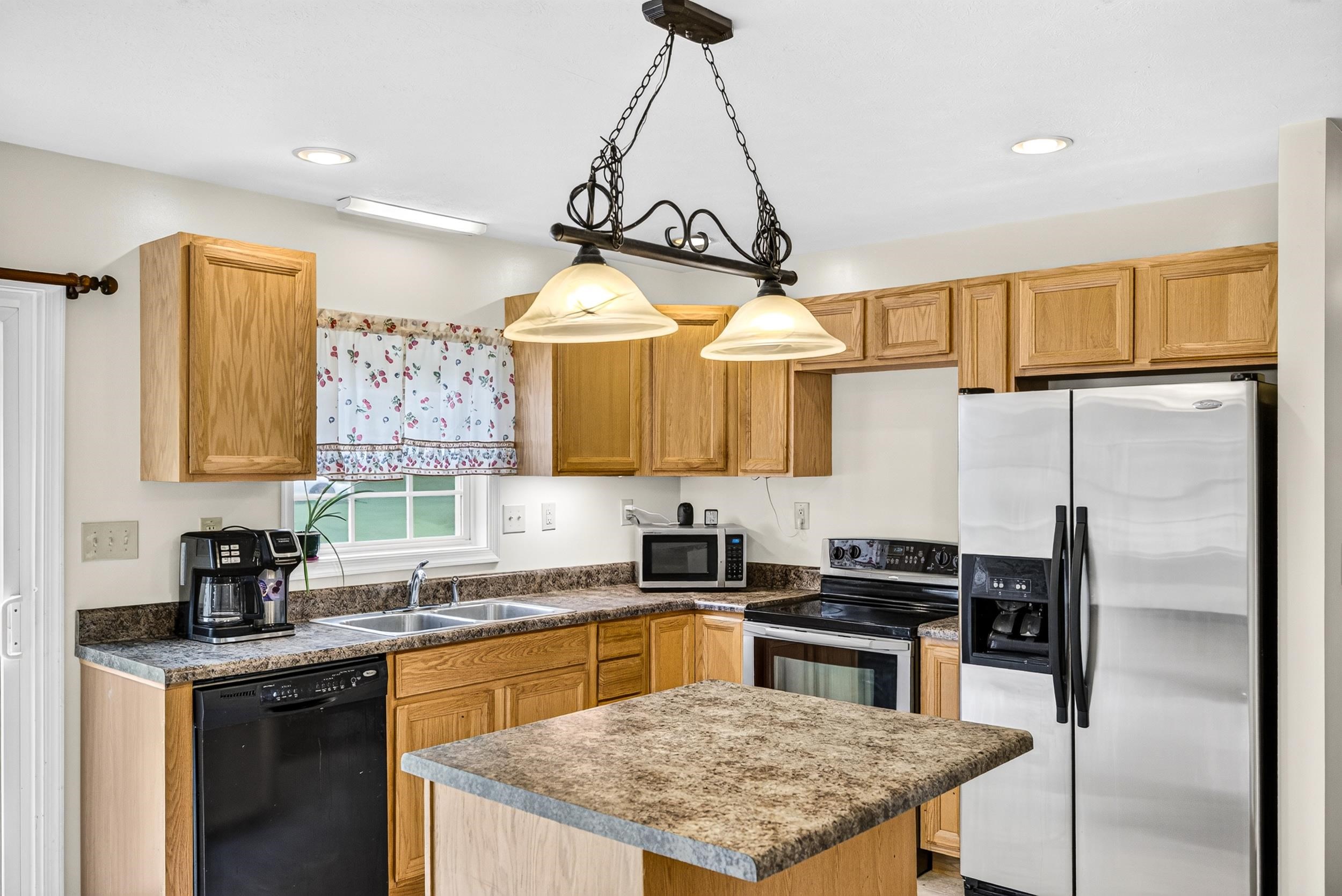 14381 BIRDVIEW LN, TIMBERVILLE, Virginia 22853, 4 Bedrooms Bedrooms, ,2 BathroomsBathrooms,Residential,14381 BIRDVIEW LN,682561 MLS # 682561 14381 BIRDVIEW LN, TIMBERVILLE, Virginia 22853, 4 Bedrooms Bedrooms, ,2 BathroomsBathrooms,Residential,14381 BIRDVIEW LN,682561 MLS # 682561