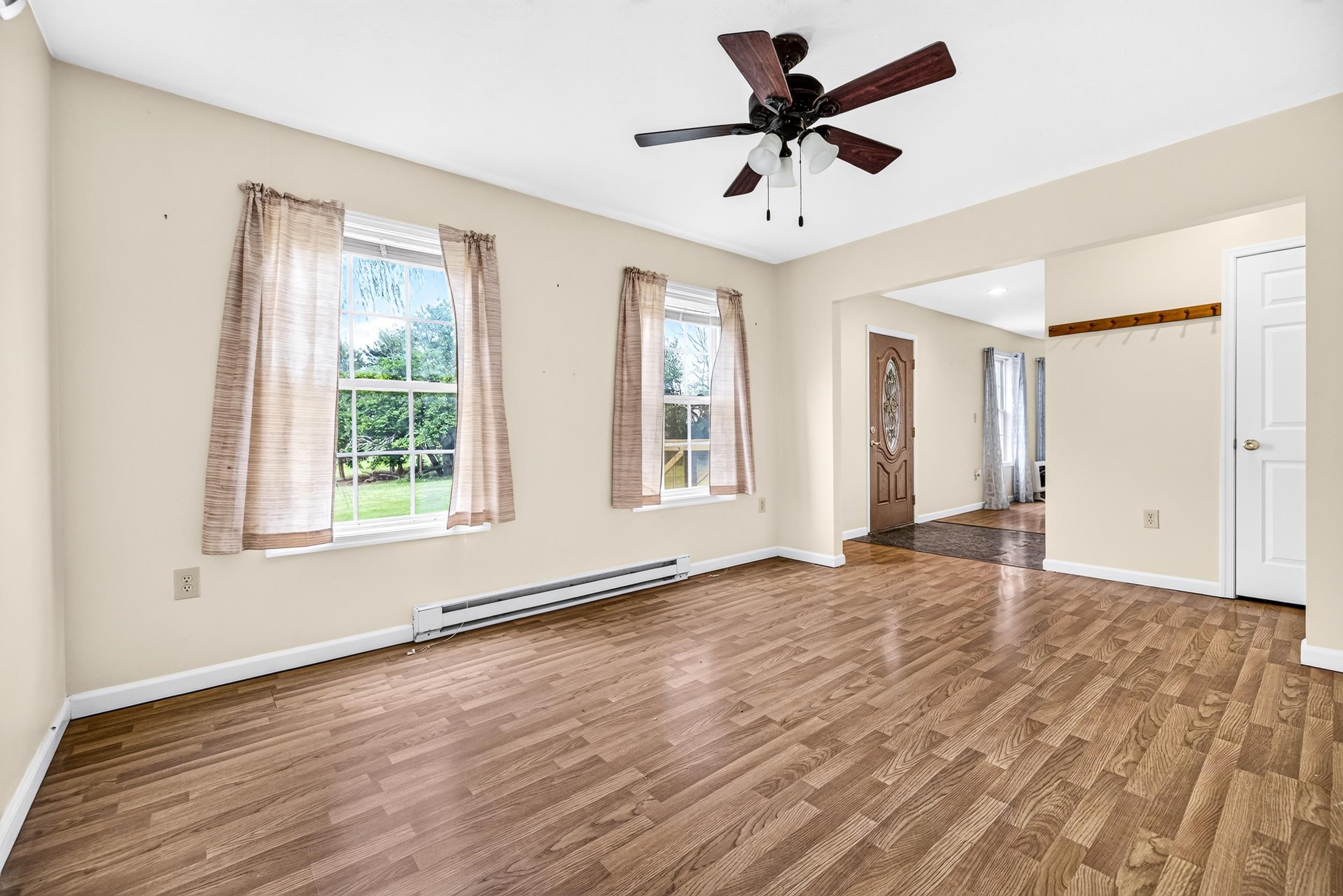 14381 BIRDVIEW LN, TIMBERVILLE, Virginia 22853, 4 Bedrooms Bedrooms, ,2 BathroomsBathrooms,Residential,14381 BIRDVIEW LN,682561 MLS # 682561 14381 BIRDVIEW LN, TIMBERVILLE, Virginia 22853, 4 Bedrooms Bedrooms, ,2 BathroomsBathrooms,Residential,14381 BIRDVIEW LN,682561 MLS # 682561