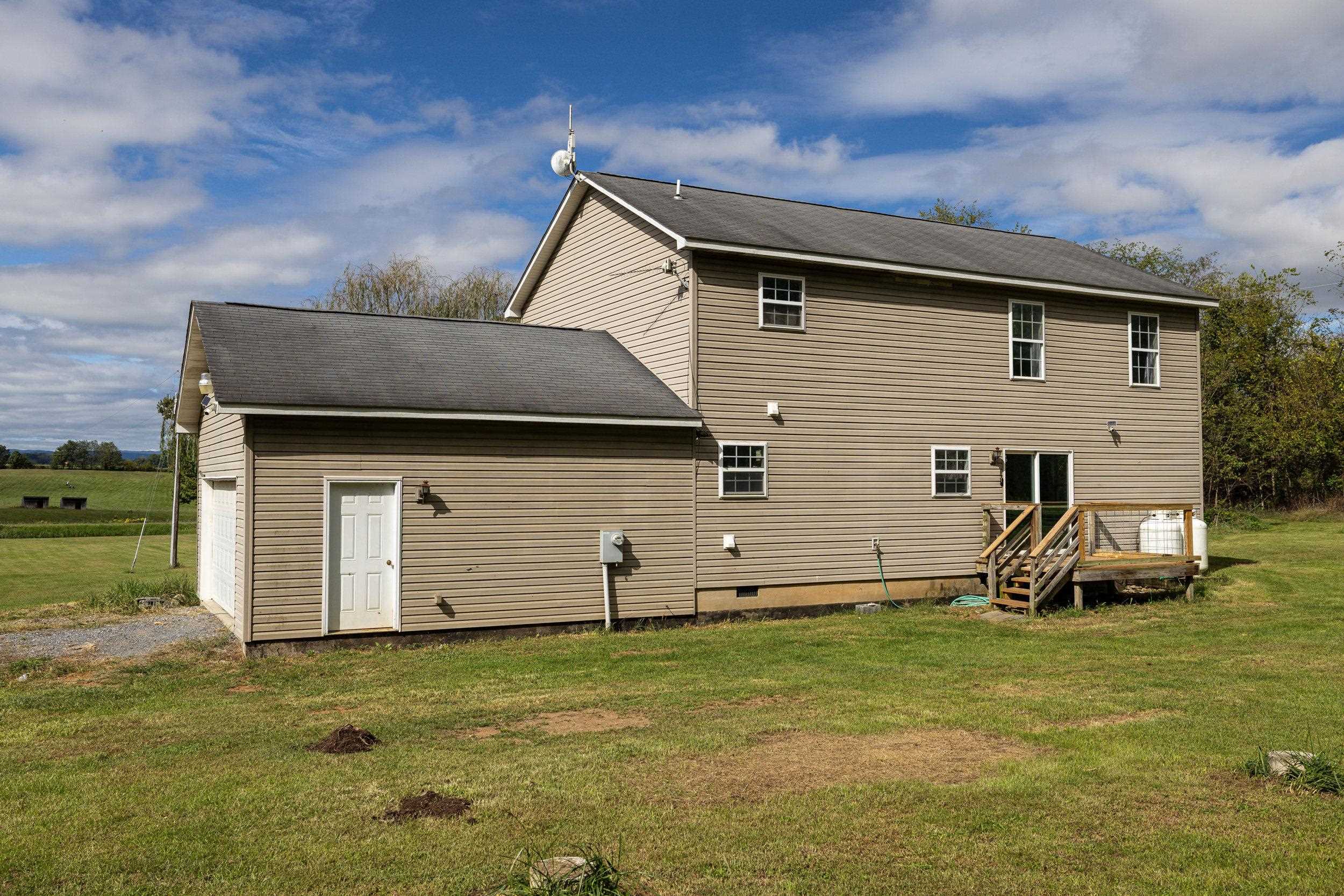 14381 BIRDVIEW LN, TIMBERVILLE, Virginia 22853, 4 Bedrooms Bedrooms, ,2 BathroomsBathrooms,Residential,14381 BIRDVIEW LN,682561 MLS # 682561 14381 BIRDVIEW LN, TIMBERVILLE, Virginia 22853, 4 Bedrooms Bedrooms, ,2 BathroomsBathrooms,Residential,14381 BIRDVIEW LN,682561 MLS # 682561
