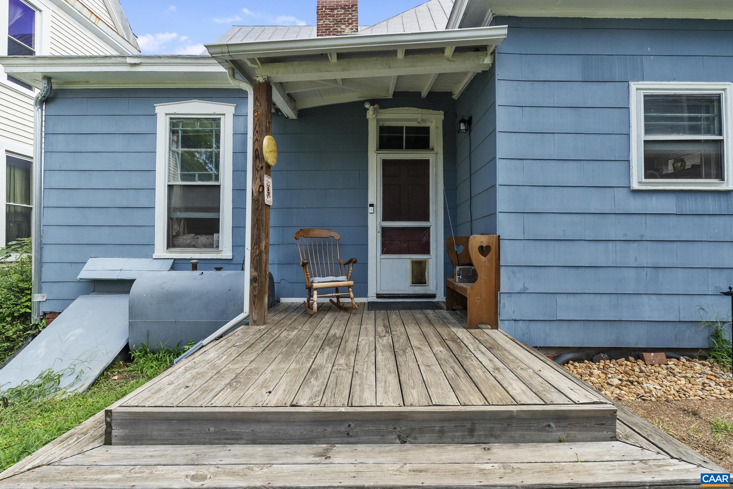 1015 JACKSON ST, LYNCHBURG, Virginia 24504, 3 Bedrooms Bedrooms, ,2 BathroomsBathrooms,Residential,1015 JACKSON ST,682562 MLS # 682562