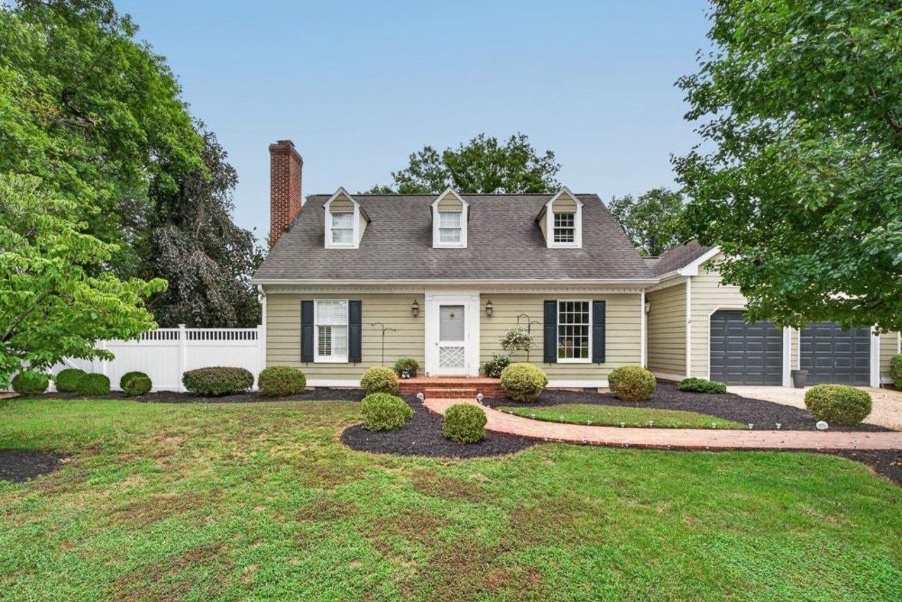 4216 COUNTRYSIDE DR, BRIDGEWATER, Virginia 22812, 3 Bedrooms Bedrooms, ,1 BathroomBathrooms,Residential,4216 COUNTRYSIDE DR,682564 MLS # 682564 4216 COUNTRYSIDE DR, BRIDGEWATER, Virginia 22812, 3 Bedrooms Bedrooms, ,1 BathroomBathrooms,Residential,4216 COUNTRYSIDE DR,682564 MLS # 682564