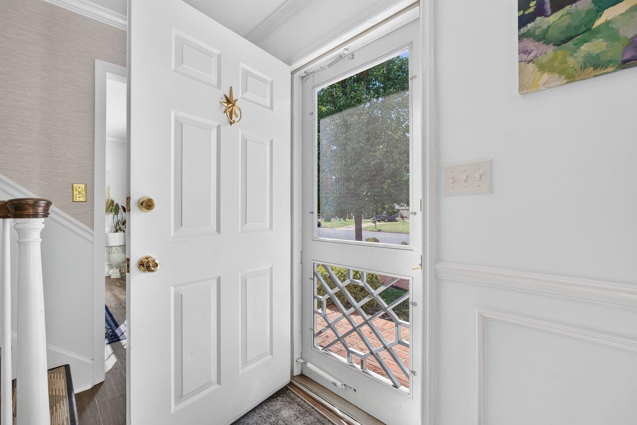 4216 COUNTRYSIDE DR, BRIDGEWATER, Virginia 22812, 3 Bedrooms Bedrooms, ,1 BathroomBathrooms,Residential,4216 COUNTRYSIDE DR,682564 MLS # 682564 4216 COUNTRYSIDE DR, BRIDGEWATER, Virginia 22812, 3 Bedrooms Bedrooms, ,1 BathroomBathrooms,Residential,4216 COUNTRYSIDE DR,682564 MLS # 682564