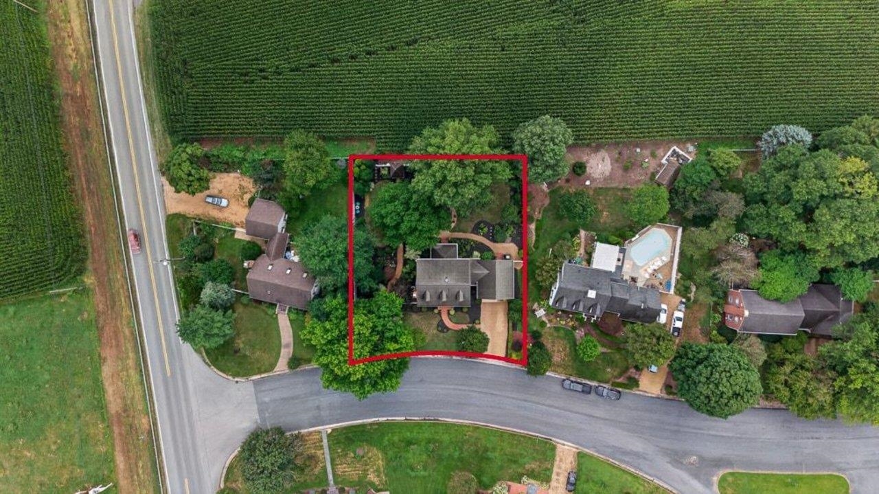 4216 COUNTRYSIDE DR, BRIDGEWATER, Virginia 22812, 3 Bedrooms Bedrooms, ,1 BathroomBathrooms,Residential,4216 COUNTRYSIDE DR,682564 MLS # 682564 4216 COUNTRYSIDE DR, BRIDGEWATER, Virginia 22812, 3 Bedrooms Bedrooms, ,1 BathroomBathrooms,Residential,4216 COUNTRYSIDE DR,682564 MLS # 682564