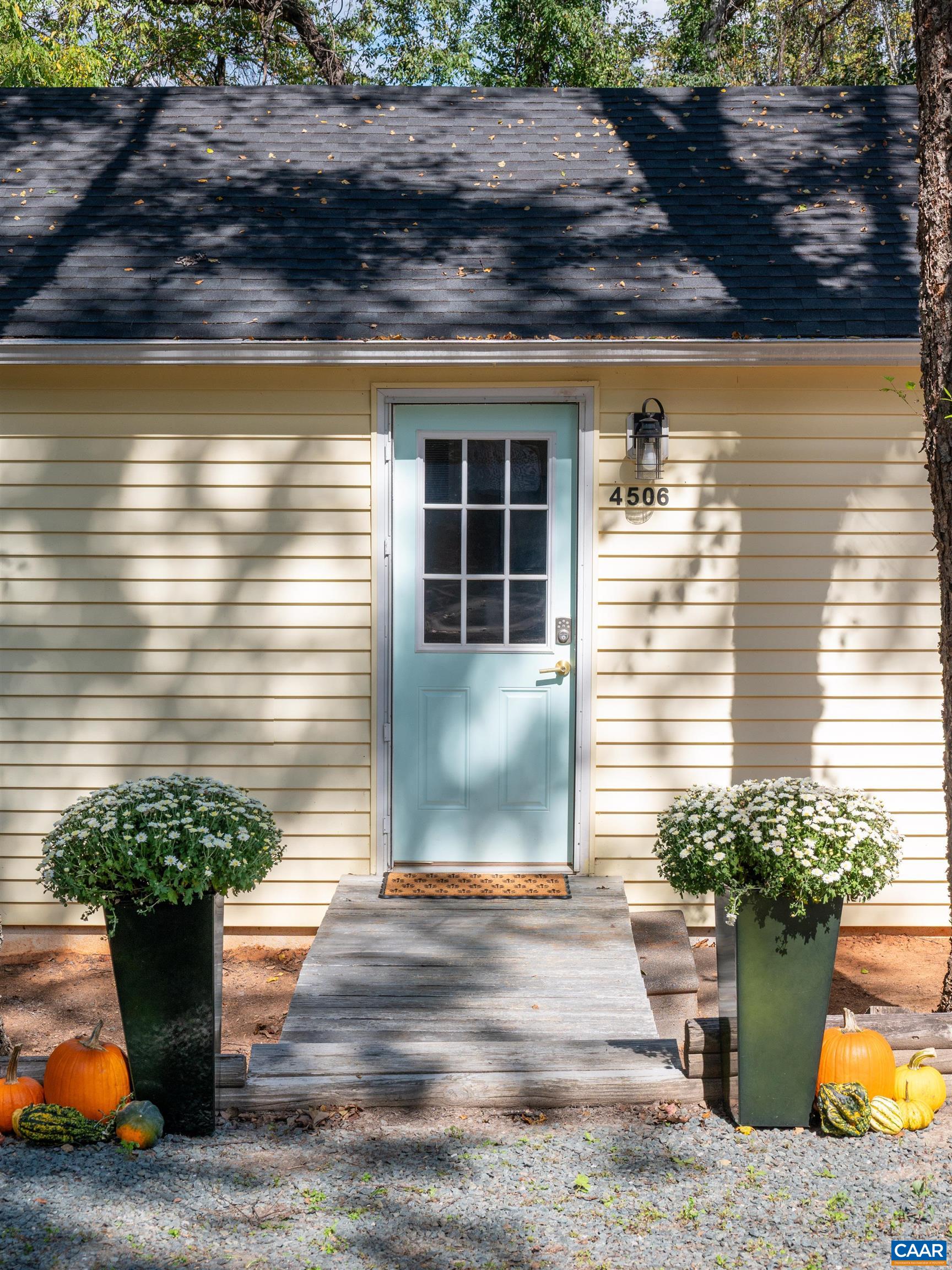 4506 OLD THREE NOTCHED RD, CHARLOTTESVILLE, Virginia 22901, 1 Bedroom Bedrooms, ,1 BathroomBathrooms,Residential,4506 OLD THREE NOTCHED RD,682568 MLS # 682568