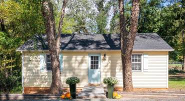 4506 OLD THREE NOTCHED RD, CHARLOTTESVILLE, Virginia 22901, 1 Bedroom Bedrooms, ,1 BathroomBathrooms,Residential,4506 OLD THREE NOTCHED RD,682568 MLS # 682568