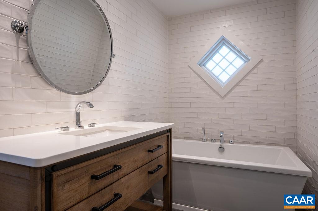 535 ARROWHEAD DR, EARLYSVILLE, Virginia 22936, 4 Bedrooms Bedrooms, ,3 BathroomsBathrooms,Residential,535 ARROWHEAD DR,682532 MLS # 682532 535 ARROWHEAD DR, EARLYSVILLE, Virginia 22936, 4 Bedrooms Bedrooms, ,3 BathroomsBathrooms,Residential,535 ARROWHEAD DR,682532 MLS # 682532