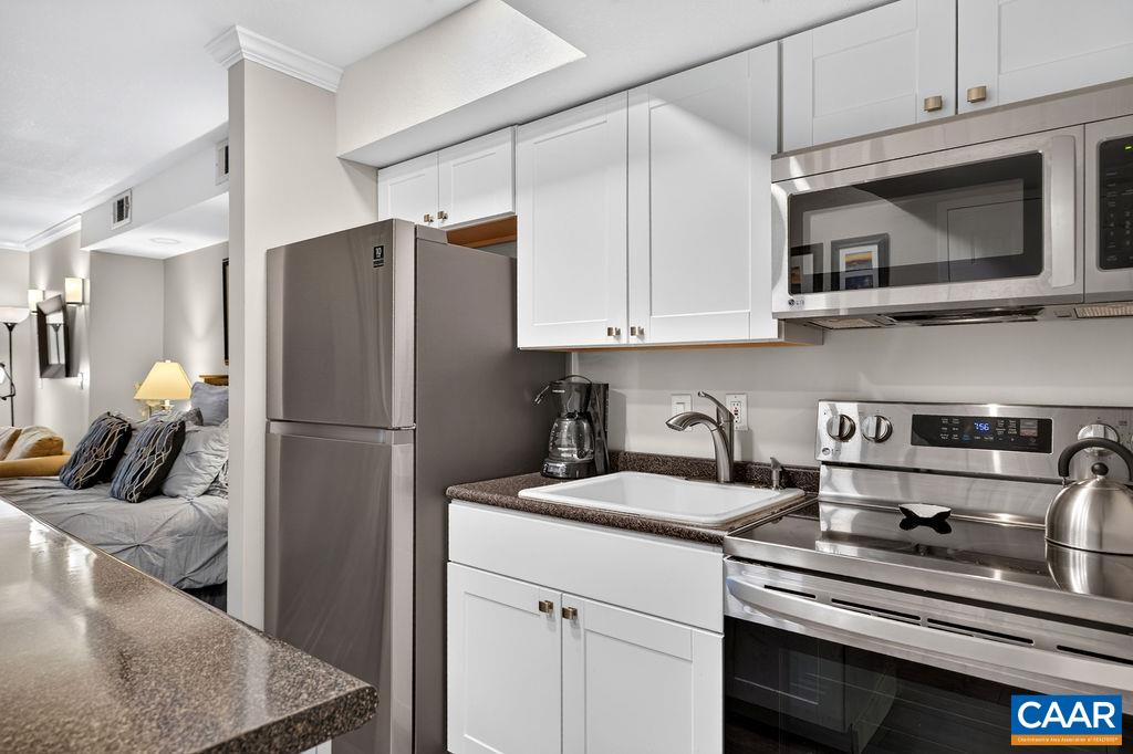 2064 STONE RIDGE CONDOS, WINTERGREEN RESORT, Virginia 22967, 1 Bedroom Bedrooms, ,1 BathroomBathrooms,Residential,2064 STONE RIDGE CONDOS,682570 MLS # 682570 2064 STONE RIDGE CONDOS, WINTERGREEN RESORT, Virginia 22967, 1 Bedroom Bedrooms, ,1 BathroomBathrooms,Residential,2064 STONE RIDGE CONDOS,682570 MLS # 682570