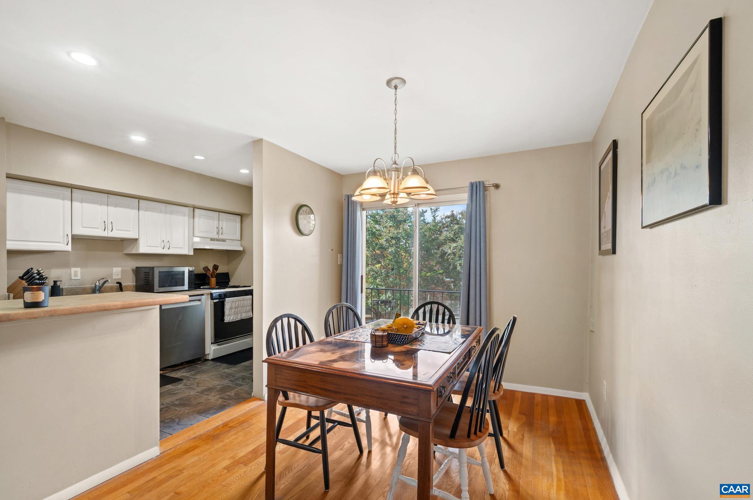 163 HESSIAN HILLS WAY, CHARLOTTESVILLE, Virginia 22901, 2 Bedrooms Bedrooms, ,1 BathroomBathrooms,Residential,163 HESSIAN HILLS WAY,682574 MLS # 682574