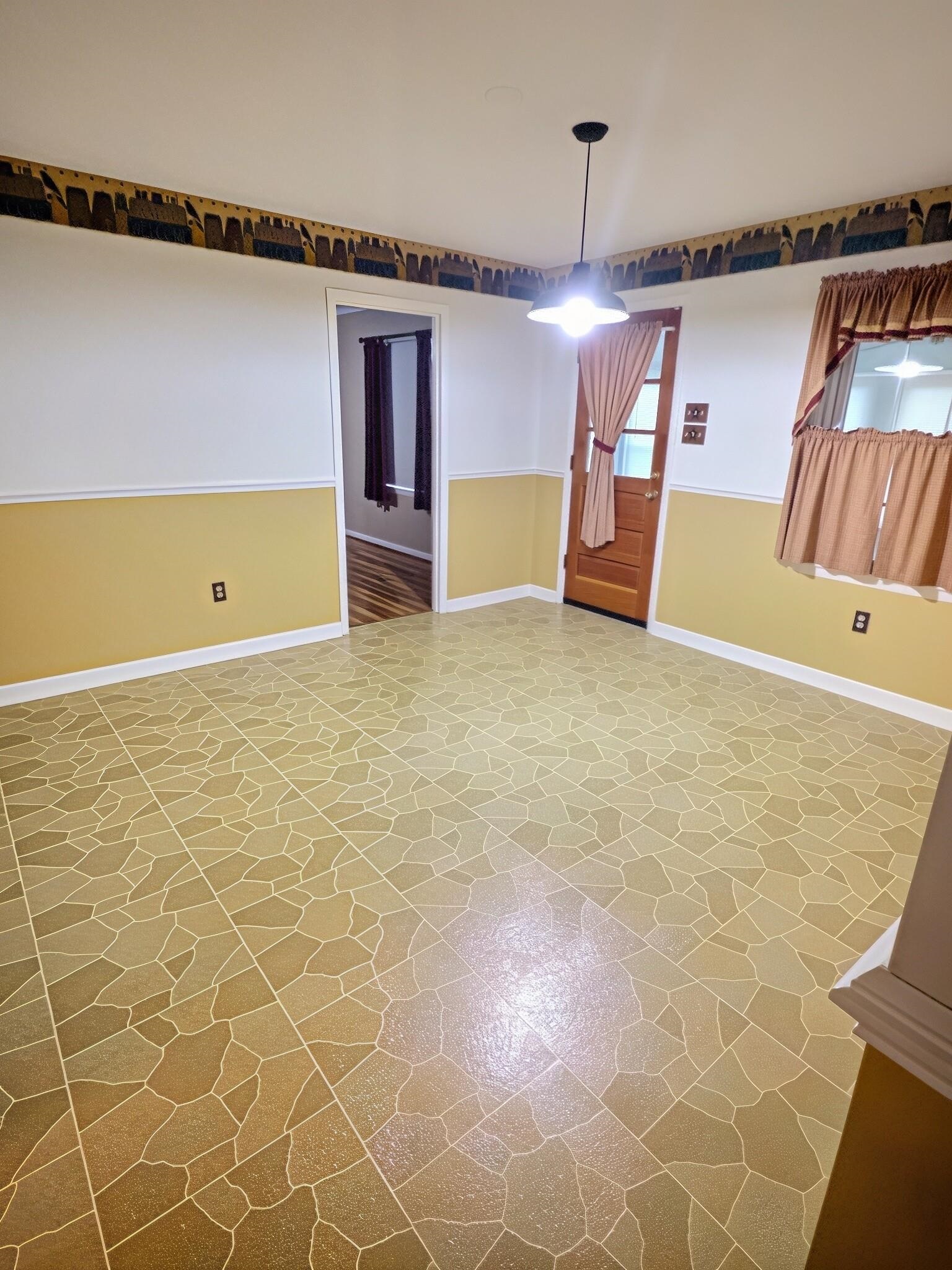 5248 CROSS KEYS RD, MOUNT CRAWFORD, Virginia 22841, 4 Bedrooms Bedrooms, ,2 BathroomsBathrooms,Residential,5248 CROSS KEYS RD,682587 MLS # 682587