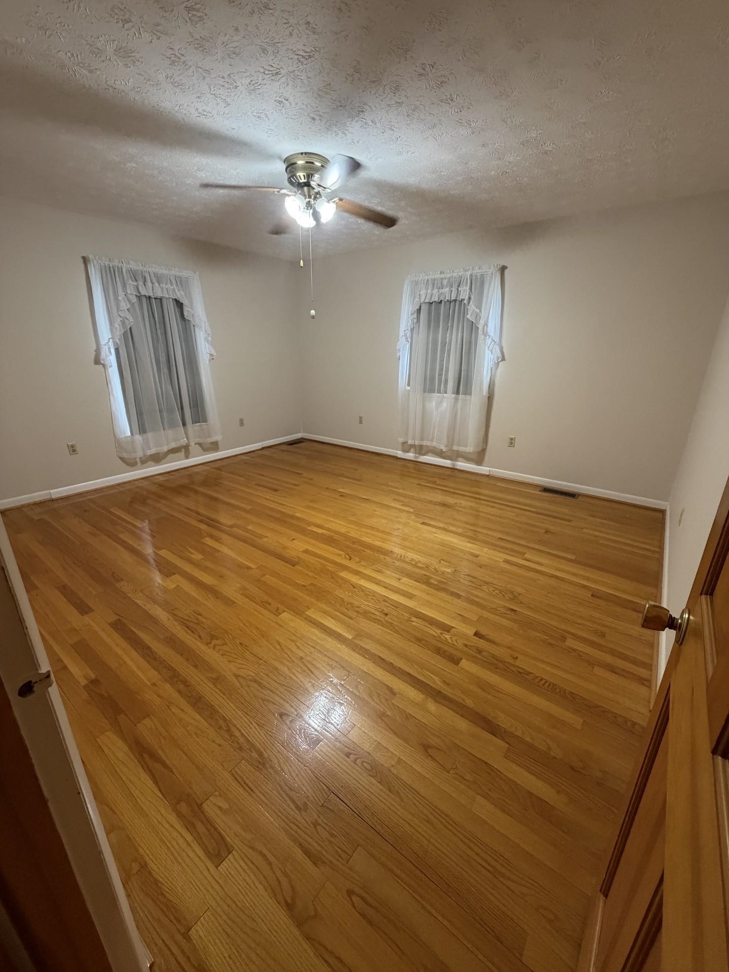 5248 CROSS KEYS RD, MOUNT CRAWFORD, Virginia 22841, 4 Bedrooms Bedrooms, ,2 BathroomsBathrooms,Residential,5248 CROSS KEYS RD,682587 MLS # 682587