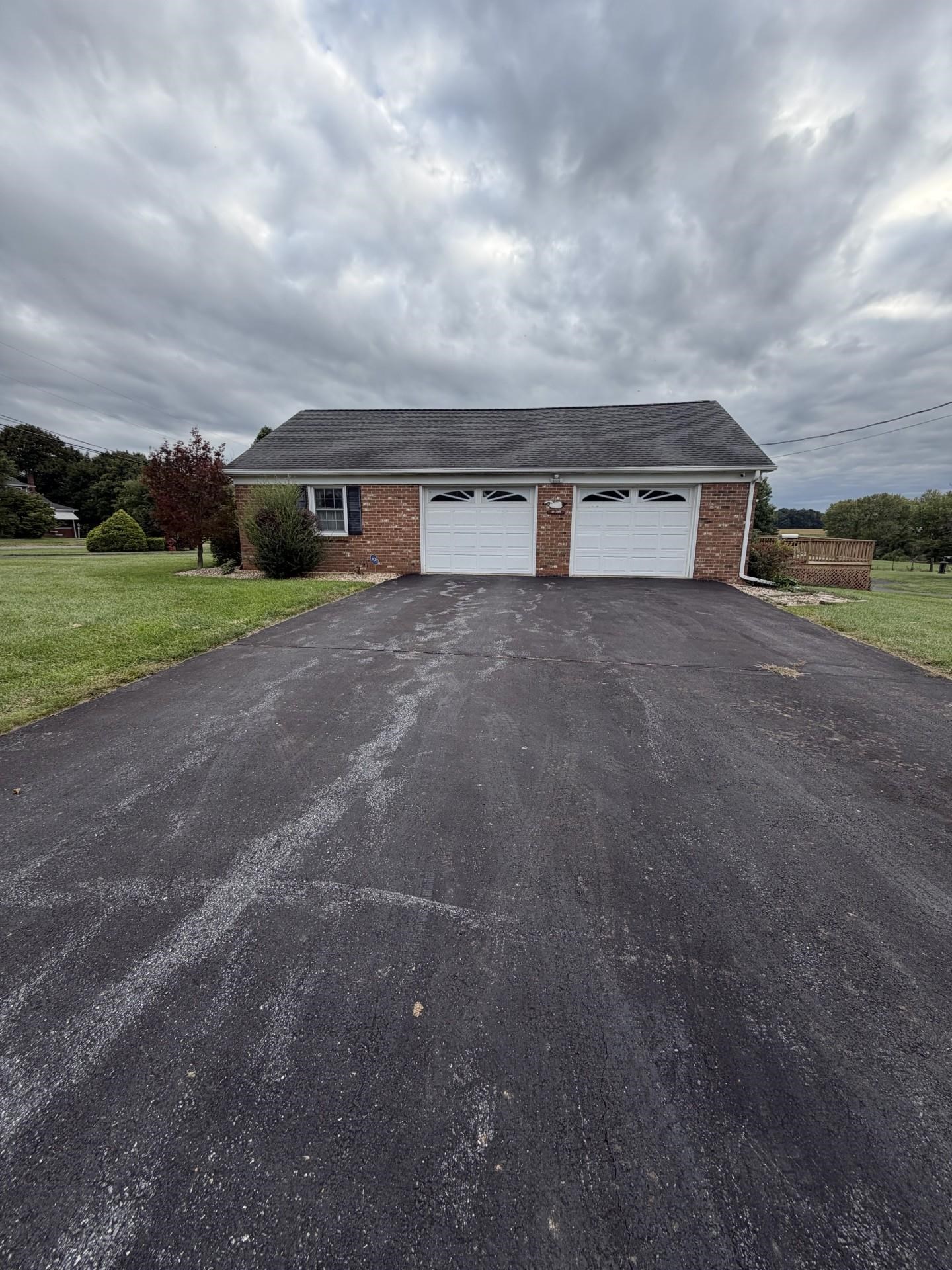 5248 CROSS KEYS RD, MOUNT CRAWFORD, Virginia 22841, 4 Bedrooms Bedrooms, ,2 BathroomsBathrooms,Residential,5248 CROSS KEYS RD,682587 MLS # 682587