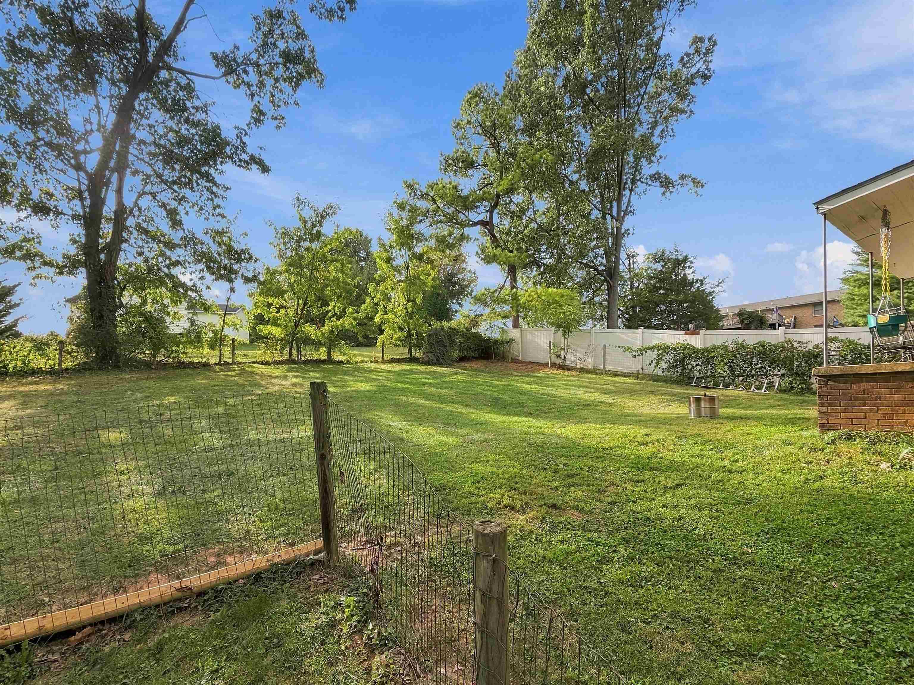 412 WHITEHALL AVE, STAUNTON, Virginia 24401, 3 Bedrooms Bedrooms, ,2 BathroomsBathrooms,Residential,412 WHITEHALL AVE,682589 MLS # 682589