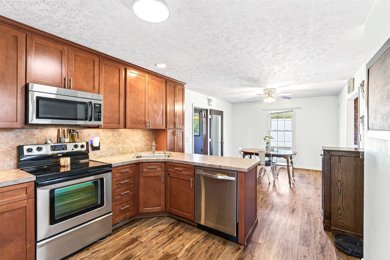 248 WINDSONG HILLS DR, ELKTON, Virginia 22827, 4 Bedrooms Bedrooms, ,2 BathroomsBathrooms,Residential,248 WINDSONG HILLS DR,682590 MLS # 682590