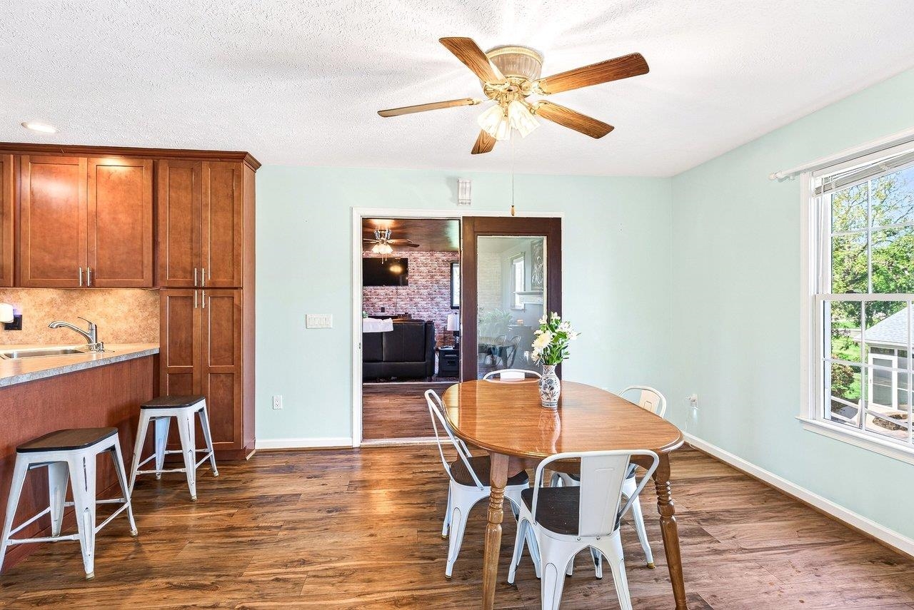 248 WINDSONG HILLS DR, ELKTON, Virginia 22827, 4 Bedrooms Bedrooms, ,2 BathroomsBathrooms,Residential,248 WINDSONG HILLS DR,682590 MLS # 682590