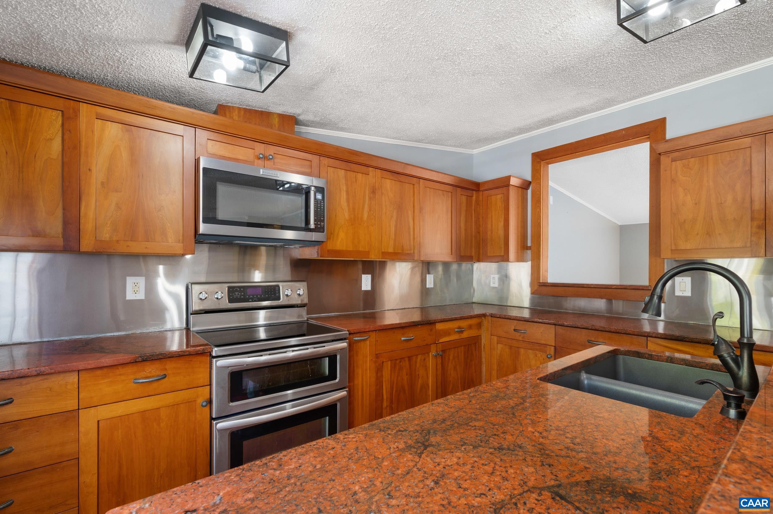 9483 HATTON FERRY RD, SCOTTSVILLE, Virginia 24590, 4 Bedrooms Bedrooms, ,3 BathroomsBathrooms,Residential,9483 HATTON FERRY RD,682593 MLS # 682593