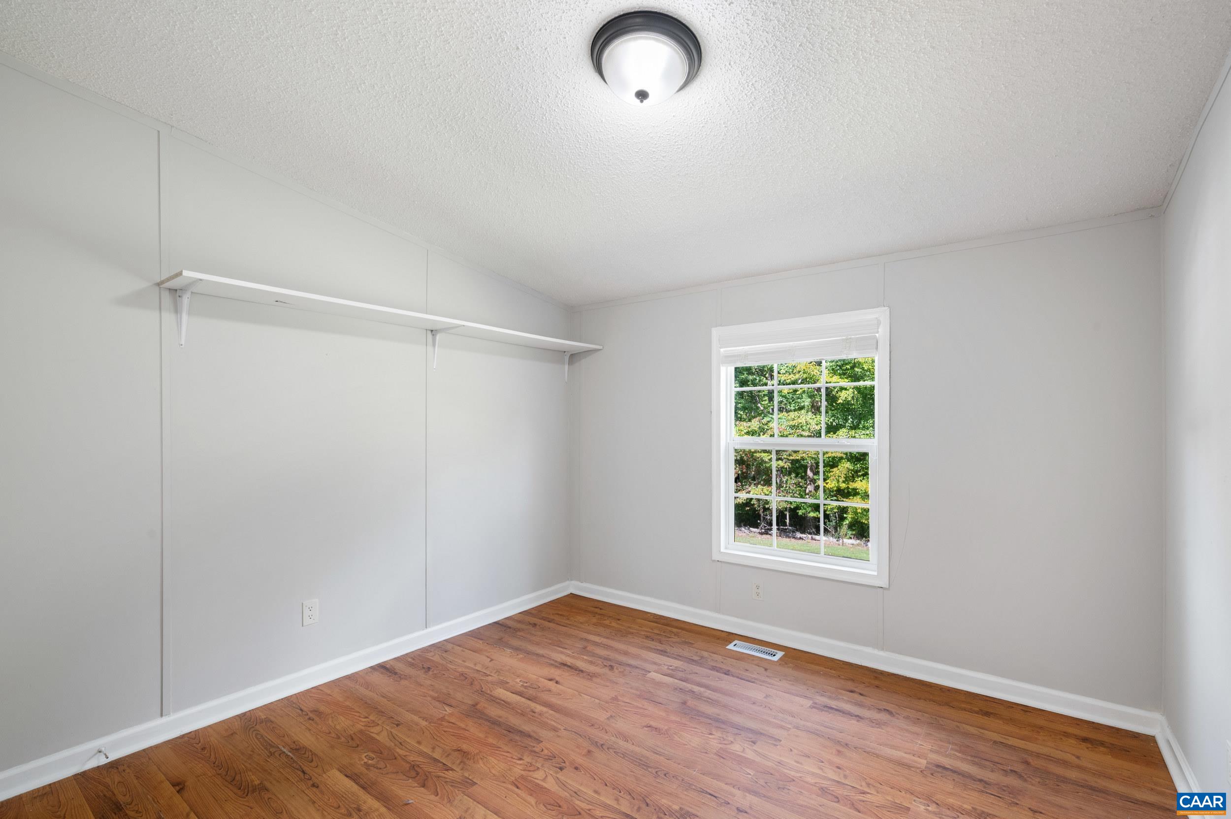 9483 HATTON FERRY RD, SCOTTSVILLE, Virginia 24590, 4 Bedrooms Bedrooms, ,3 BathroomsBathrooms,Residential,9483 HATTON FERRY RD,682593 MLS # 682593