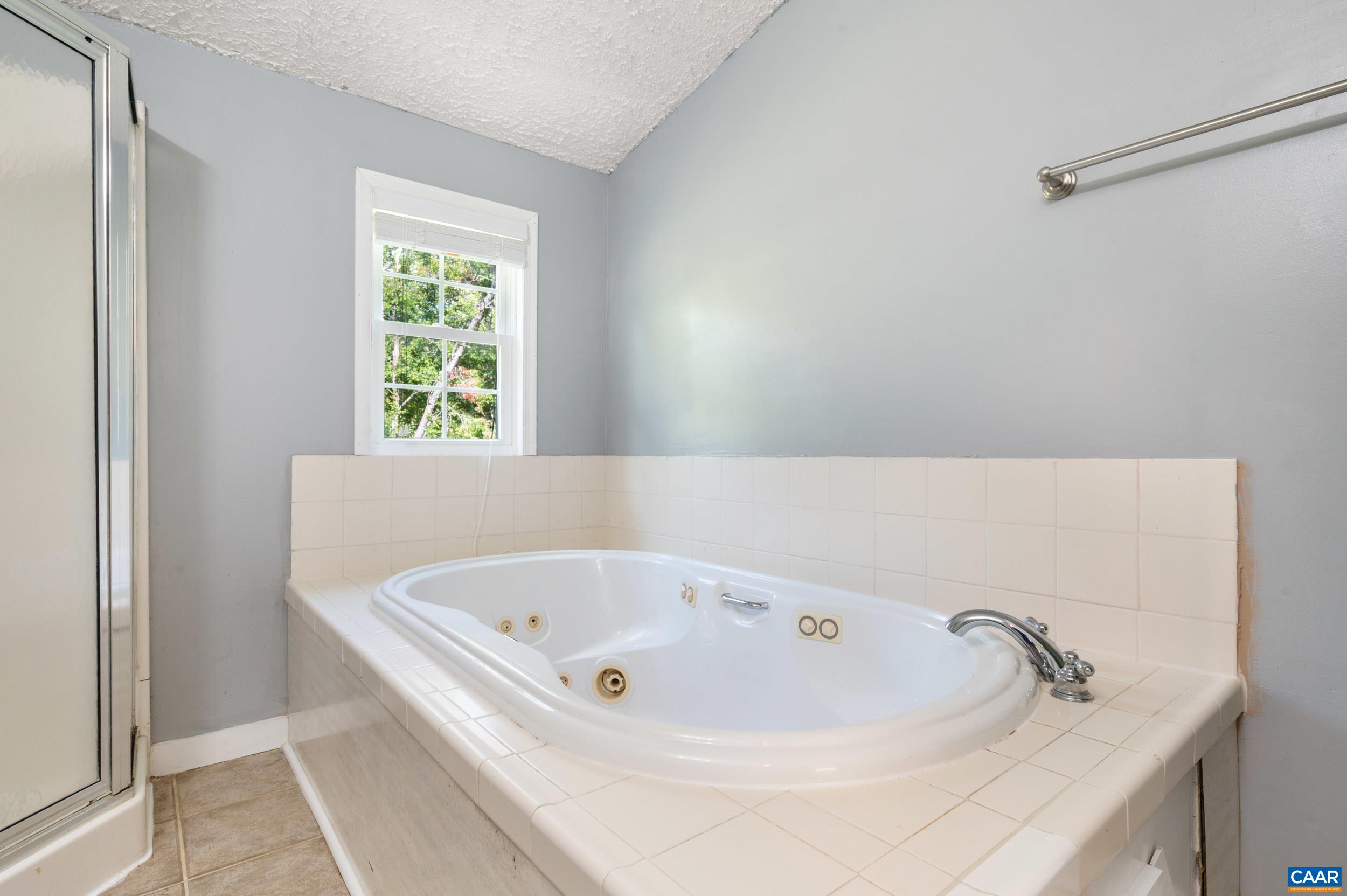 9483 HATTON FERRY RD, SCOTTSVILLE, Virginia 24590, 4 Bedrooms Bedrooms, ,3 BathroomsBathrooms,Residential,9483 HATTON FERRY RD,682593 MLS # 682593