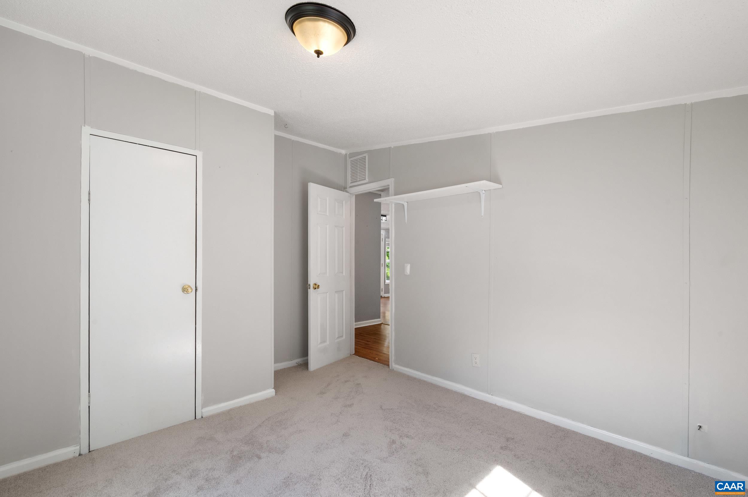 9483 HATTON FERRY RD, SCOTTSVILLE, Virginia 24590, 4 Bedrooms Bedrooms, ,3 BathroomsBathrooms,Residential,9483 HATTON FERRY RD,682593 MLS # 682593