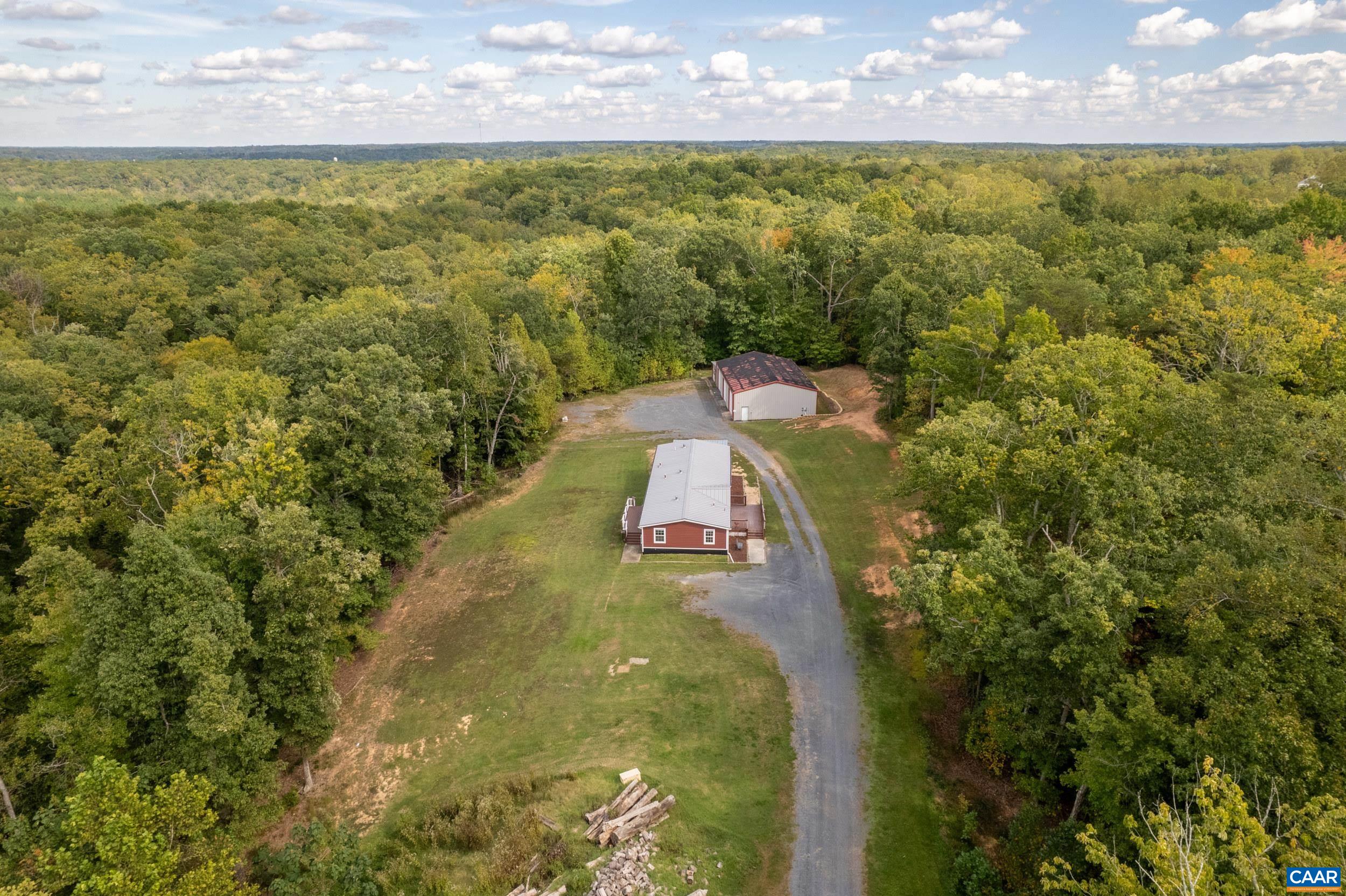 9483 HATTON FERRY RD, SCOTTSVILLE, Virginia 24590, 4 Bedrooms Bedrooms, ,3 BathroomsBathrooms,Residential,9483 HATTON FERRY RD,682593 MLS # 682593