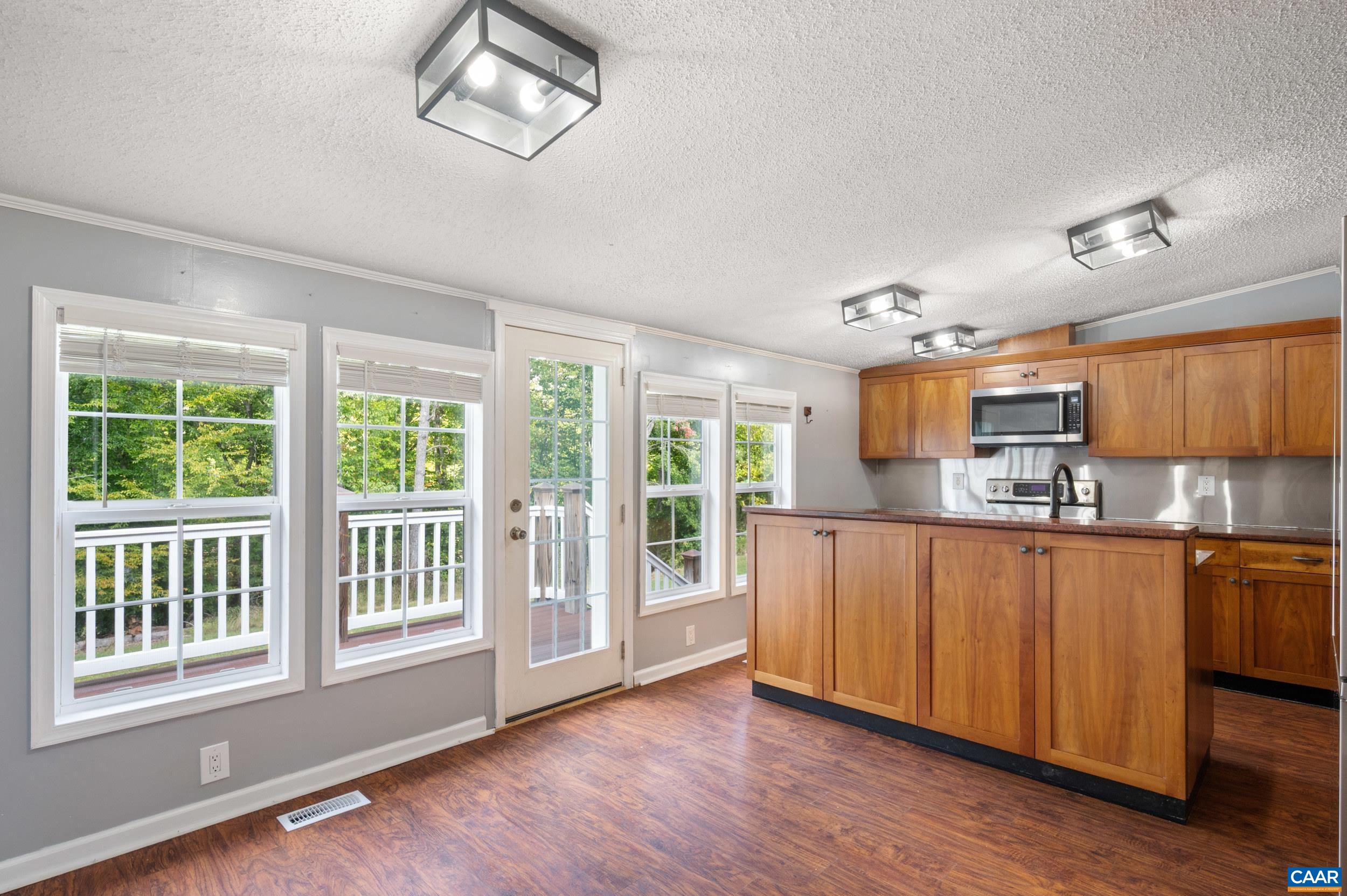 9483 HATTON FERRY RD, SCOTTSVILLE, Virginia 24590, 4 Bedrooms Bedrooms, ,3 BathroomsBathrooms,Residential,9483 HATTON FERRY RD,682593 MLS # 682593
