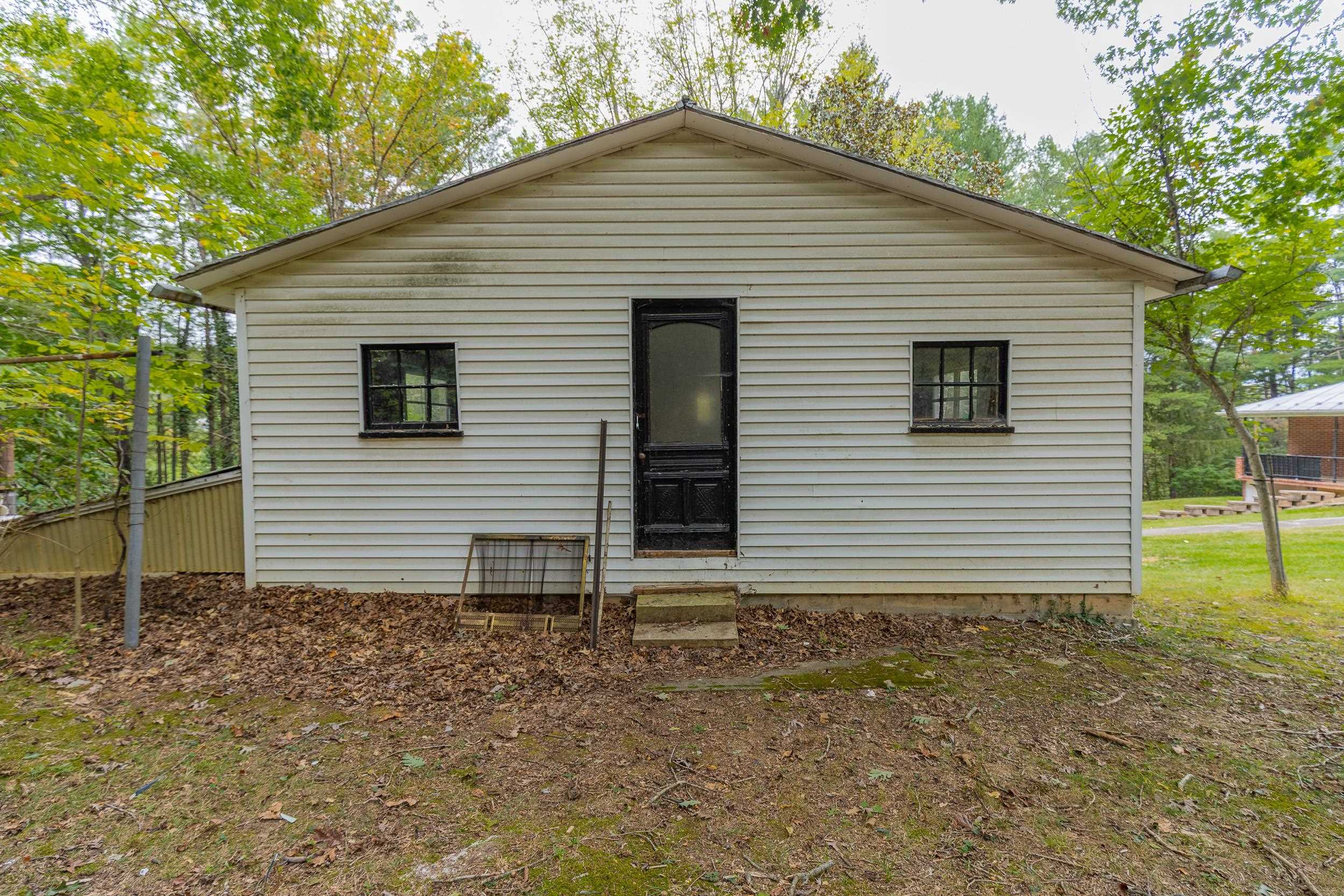 801 UNION CHURCH RD, CHURCHVILLE, Virginia 24421, 3 Bedrooms Bedrooms, ,1 BathroomBathrooms,Residential,801 UNION CHURCH RD,682598 MLS # 682598 801 UNION CHURCH RD, CHURCHVILLE, Virginia 24421, 3 Bedrooms Bedrooms, ,1 BathroomBathrooms,Residential,801 UNION CHURCH RD,682598 MLS # 682598