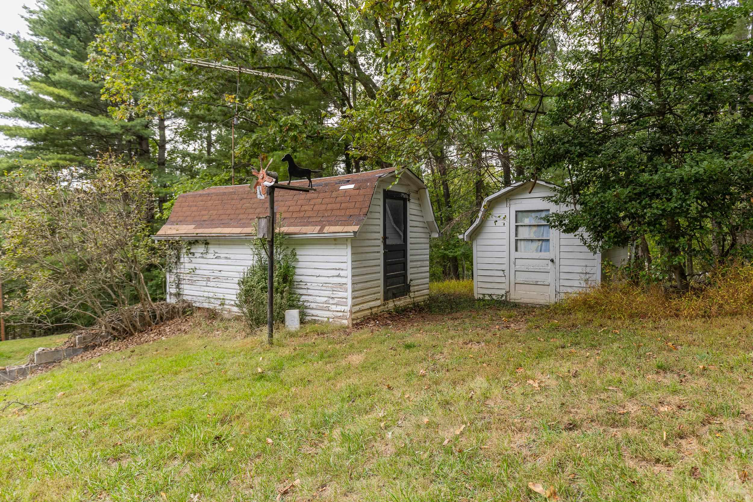 801 UNION CHURCH RD, CHURCHVILLE, Virginia 24421, 3 Bedrooms Bedrooms, ,1 BathroomBathrooms,Residential,801 UNION CHURCH RD,682598 MLS # 682598 801 UNION CHURCH RD, CHURCHVILLE, Virginia 24421, 3 Bedrooms Bedrooms, ,1 BathroomBathrooms,Residential,801 UNION CHURCH RD,682598 MLS # 682598