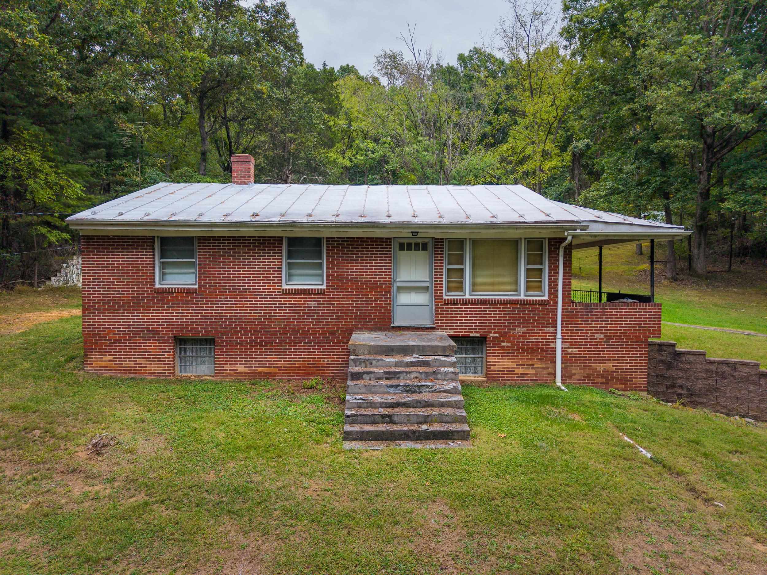 801 UNION CHURCH RD, CHURCHVILLE, Virginia 24421, 3 Bedrooms Bedrooms, ,1 BathroomBathrooms,Residential,801 UNION CHURCH RD,682598 MLS # 682598 801 UNION CHURCH RD, CHURCHVILLE, Virginia 24421, 3 Bedrooms Bedrooms, ,1 BathroomBathrooms,Residential,801 UNION CHURCH RD,682598 MLS # 682598