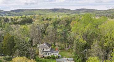 5515 GORDONSVILLE RD, KESWICK, Virginia 22947, 3 Bedrooms Bedrooms, ,2 BathroomsBathrooms,Residential,Mulberry Hill,5515 GORDONSVILLE RD,682599 MLS # 682599