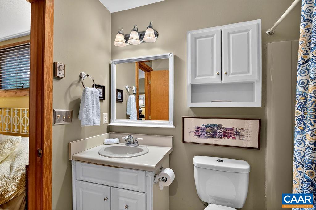 27 VEERY LN, WINTERGREEN RESORT, Virginia 22967, 4 Bedrooms Bedrooms, ,3 BathroomsBathrooms,Residential,27 VEERY LN,682600 MLS # 682600