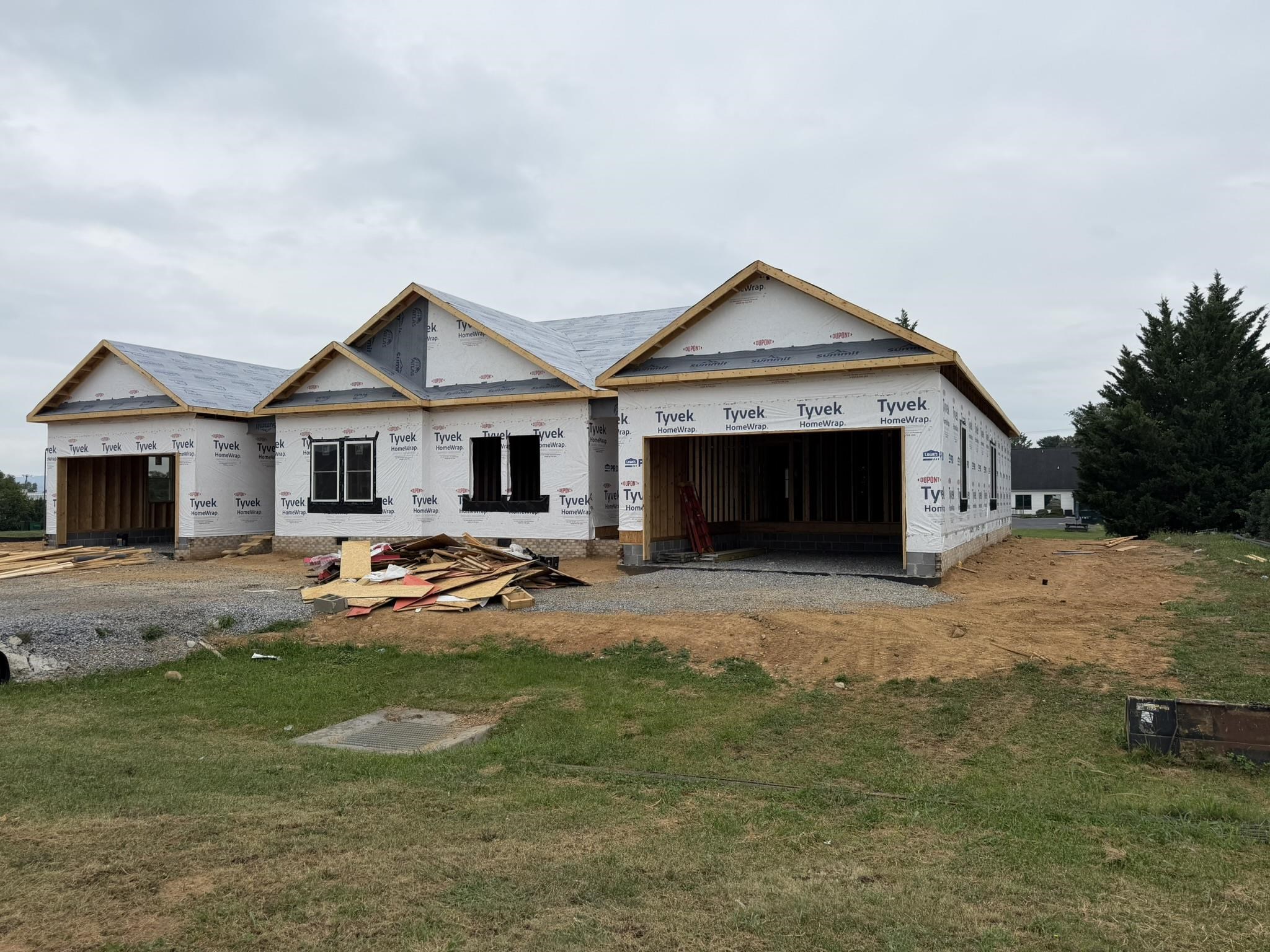 8 MERIWETHER CIR, STUARTS DRAFT, Virginia 24401, 3 Bedrooms Bedrooms, ,2 BathroomsBathrooms,Residential,8 MERIWETHER CIR,682602 MLS # 682602