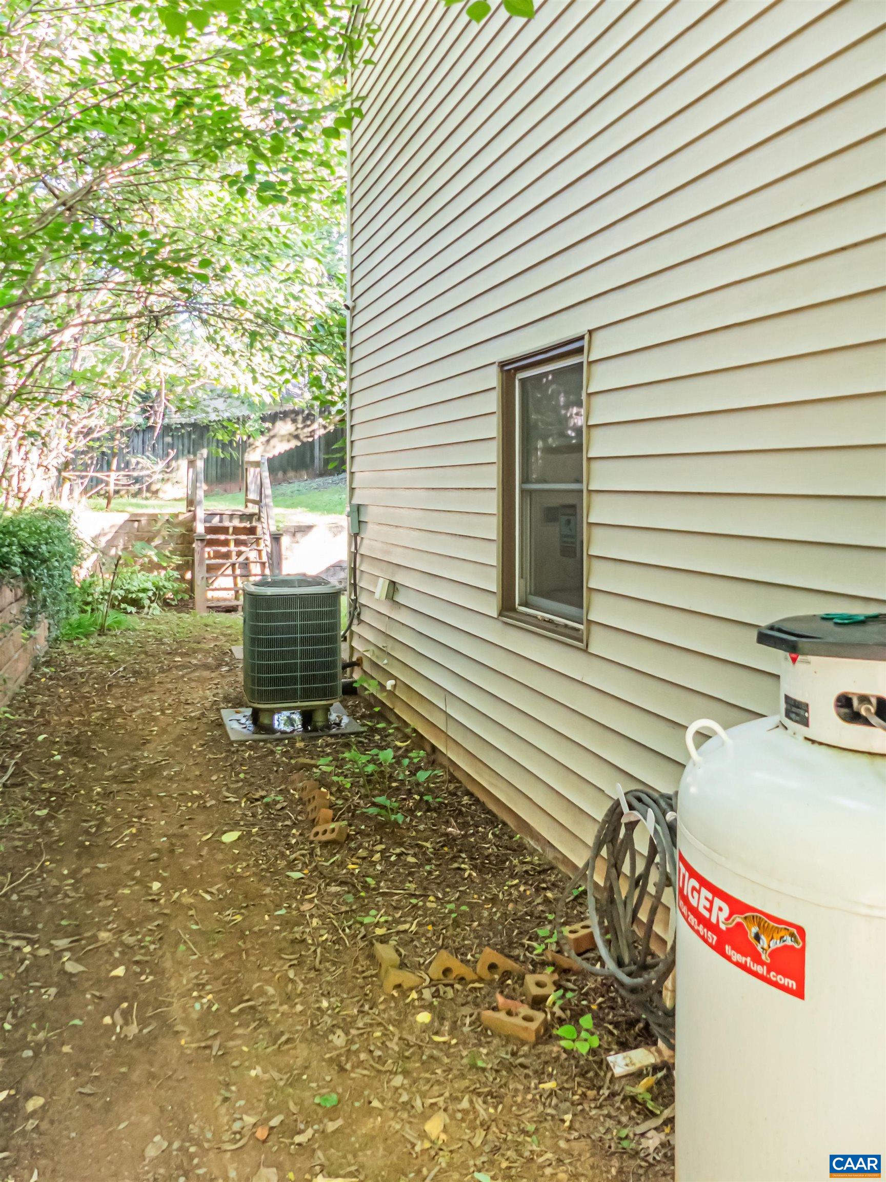 802 PROSPECT AVE, CHARLOTTESVILLE, Virginia 22903, 3 Bedrooms Bedrooms, ,1 BathroomBathrooms,Residential,802 PROSPECT AVE,682603 MLS # 682603 802 PROSPECT AVE, CHARLOTTESVILLE, Virginia 22903, 3 Bedrooms Bedrooms, ,1 BathroomBathrooms,Residential,802 PROSPECT AVE,682603 MLS # 682603
