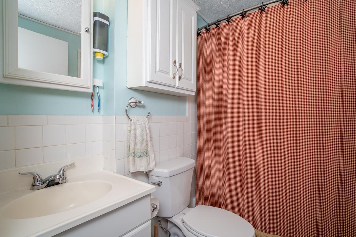 7177 EAST POINT RD, ELKTON, Virginia 22827, 3 Bedrooms Bedrooms, ,1 BathroomBathrooms,Residential,7177 EAST POINT RD,682605 MLS # 682605