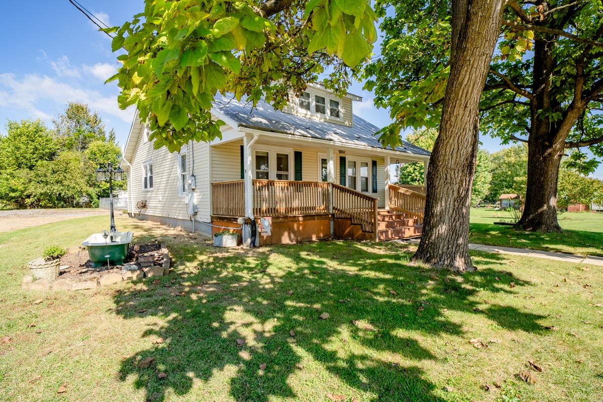 7177 EAST POINT RD, ELKTON, Virginia 22827, 3 Bedrooms Bedrooms, ,1 BathroomBathrooms,Residential,7177 EAST POINT RD,682605 MLS # 682605
