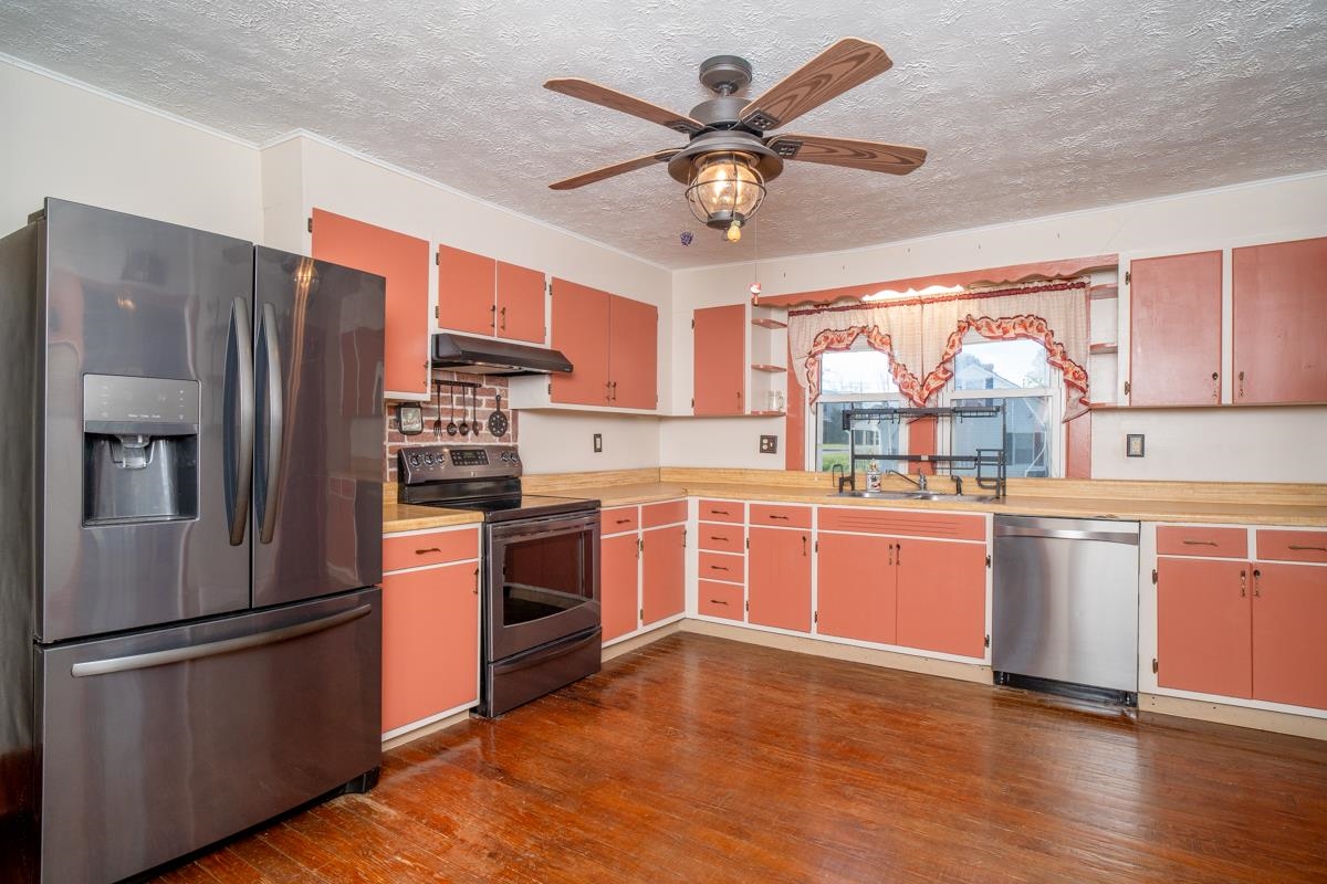 7177 EAST POINT RD, ELKTON, Virginia 22827, 3 Bedrooms Bedrooms, ,1 BathroomBathrooms,Residential,7177 EAST POINT RD,682605 MLS # 682605