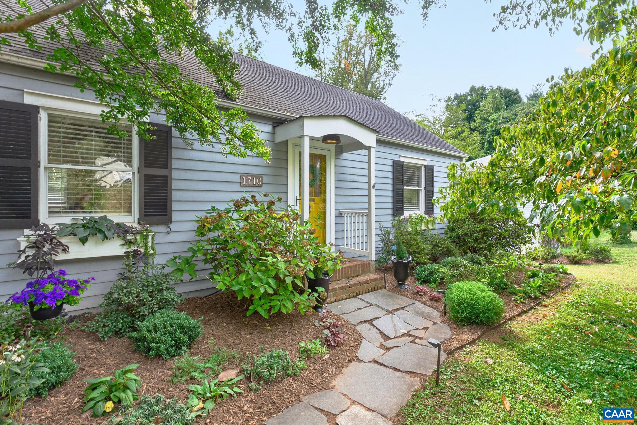 Welcome to 1710 Rugby Ave! Welcome to 1710 Rugby Ave!