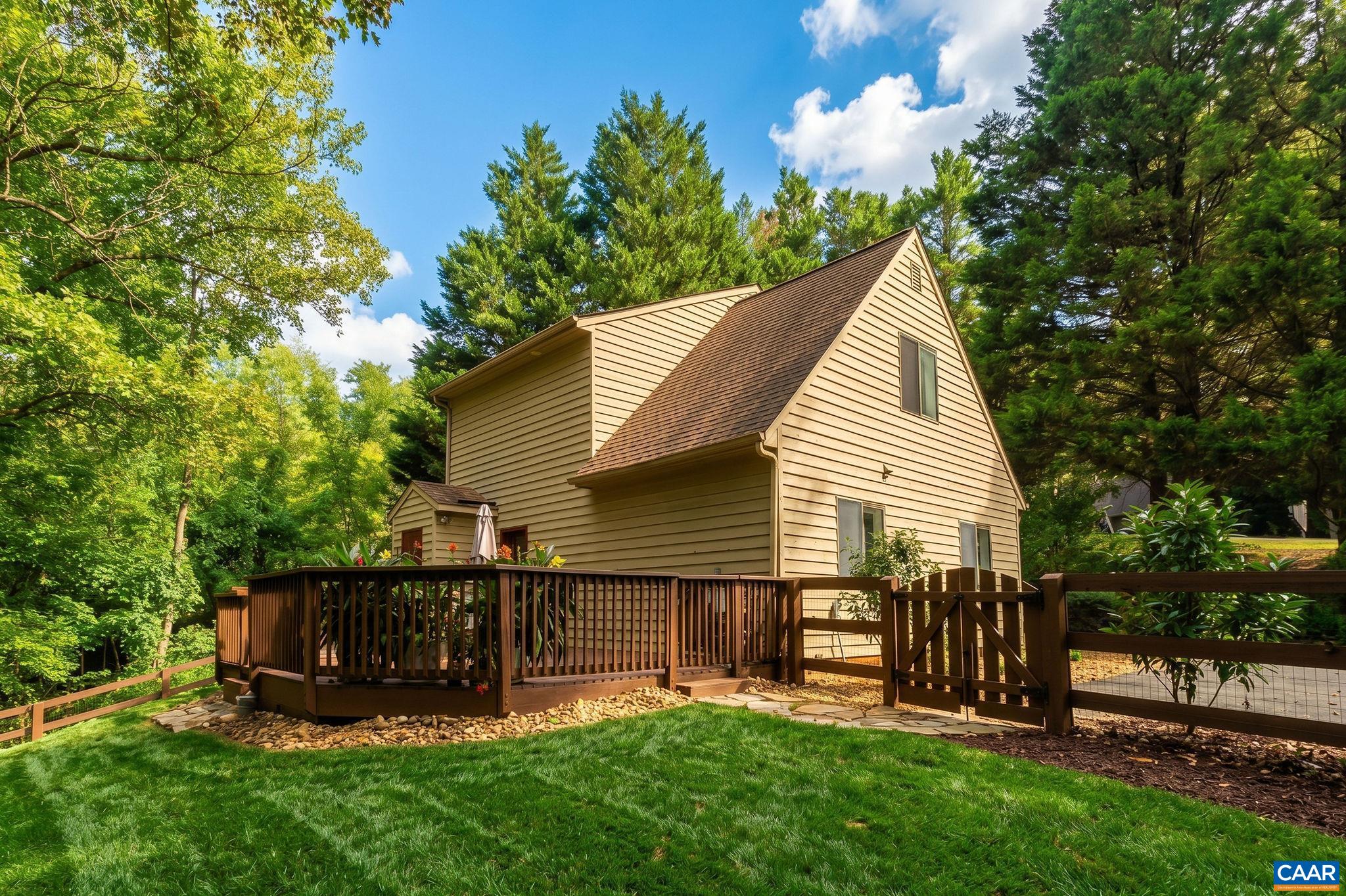 220 HOMESTEAD LN, CHARLOTTESVILLE, Virginia 22902, 3 Bedrooms Bedrooms, ,2 BathroomsBathrooms,Residential,220 HOMESTEAD LN,682554 MLS # 682554 220 HOMESTEAD LN, CHARLOTTESVILLE, Virginia 22902, 3 Bedrooms Bedrooms, ,2 BathroomsBathrooms,Residential,220 HOMESTEAD LN,682554 MLS # 682554