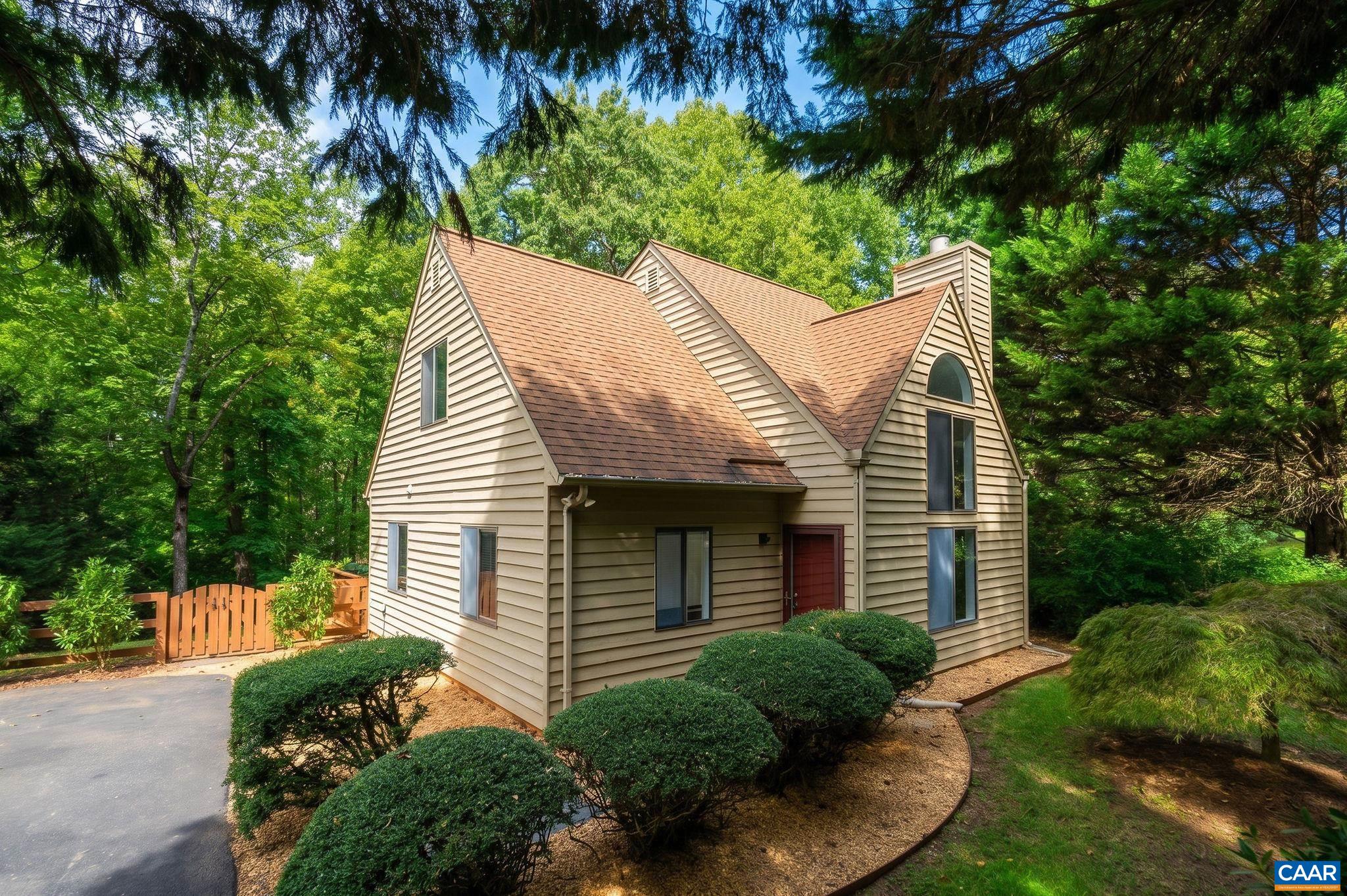 220 HOMESTEAD LN, CHARLOTTESVILLE, Virginia 22902, 3 Bedrooms Bedrooms, ,2 BathroomsBathrooms,Residential,220 HOMESTEAD LN,682554 MLS # 682554 220 HOMESTEAD LN, CHARLOTTESVILLE, Virginia 22902, 3 Bedrooms Bedrooms, ,2 BathroomsBathrooms,Residential,220 HOMESTEAD LN,682554 MLS # 682554