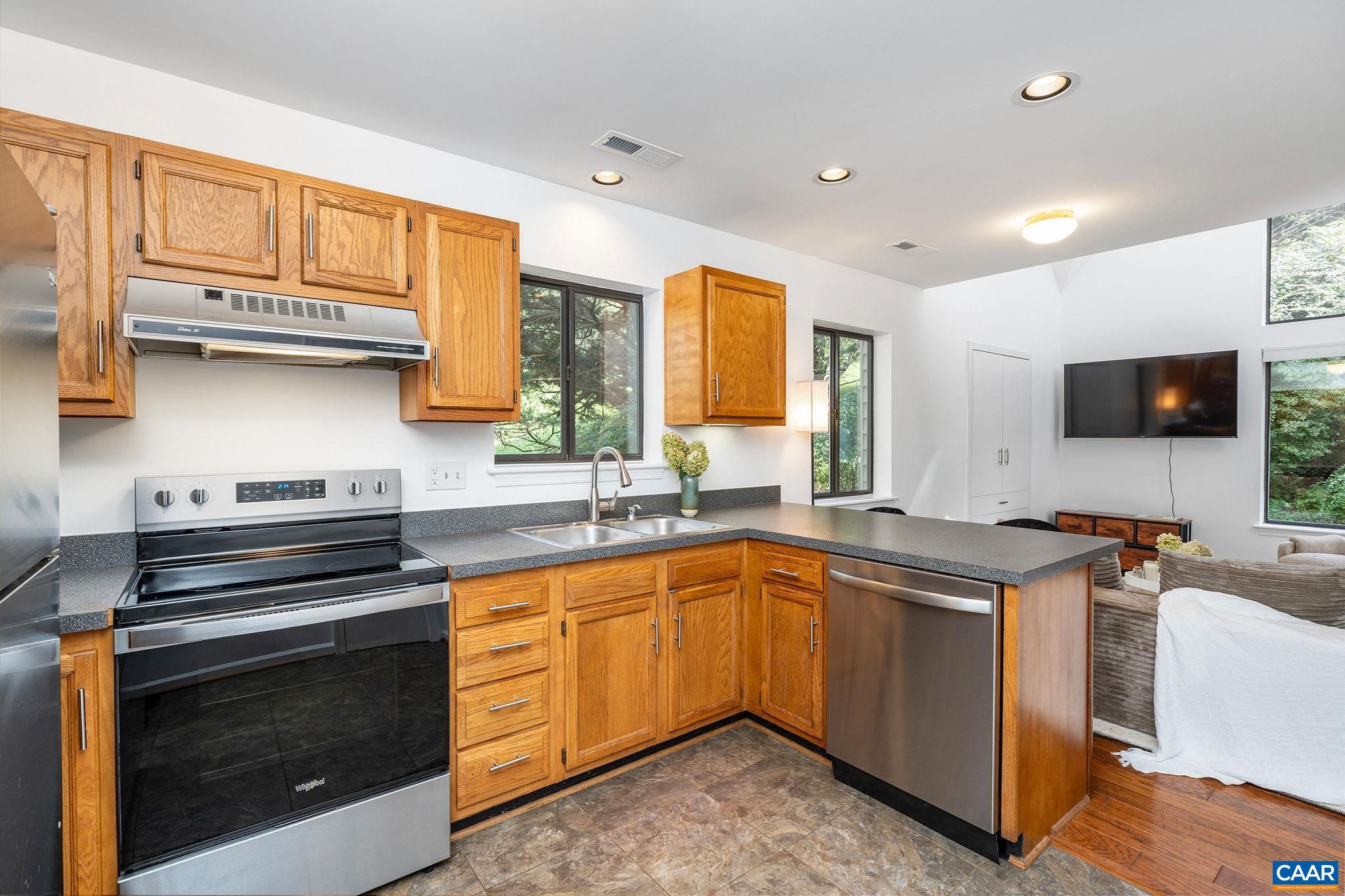 220 HOMESTEAD LN, CHARLOTTESVILLE, Virginia 22902, 3 Bedrooms Bedrooms, ,2 BathroomsBathrooms,Residential,220 HOMESTEAD LN,682554 MLS # 682554 220 HOMESTEAD LN, CHARLOTTESVILLE, Virginia 22902, 3 Bedrooms Bedrooms, ,2 BathroomsBathrooms,Residential,220 HOMESTEAD LN,682554 MLS # 682554