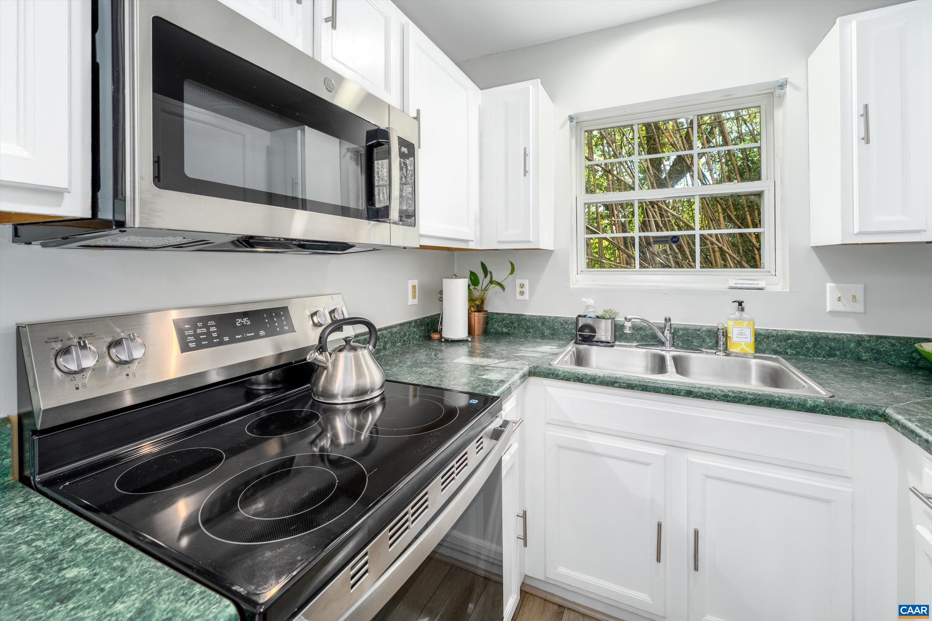 122 DANBURY CT, CHARLOTTESVILLE, Virginia 22902, 3 Bedrooms Bedrooms, ,2 BathroomsBathrooms,Residential,122 DANBURY CT,682584 MLS # 682584 122 DANBURY CT, CHARLOTTESVILLE, Virginia 22902, 3 Bedrooms Bedrooms, ,2 BathroomsBathrooms,Residential,122 DANBURY CT,682584 MLS # 682584